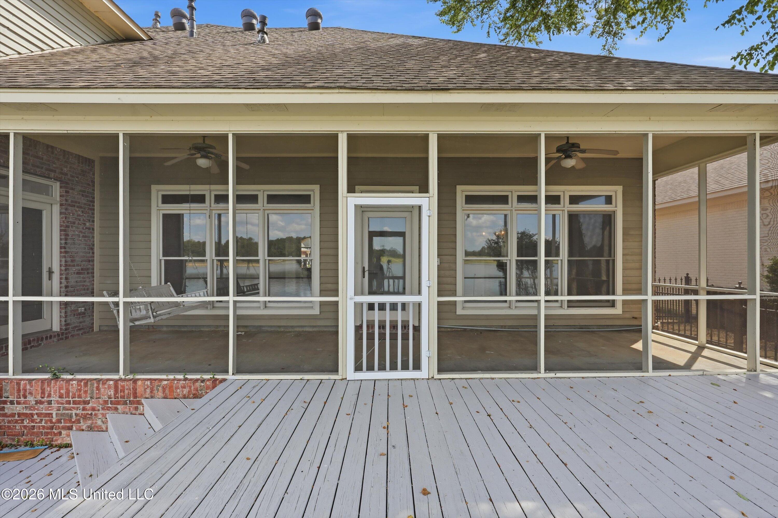 110 Bridge Water Drive Property Photo 52