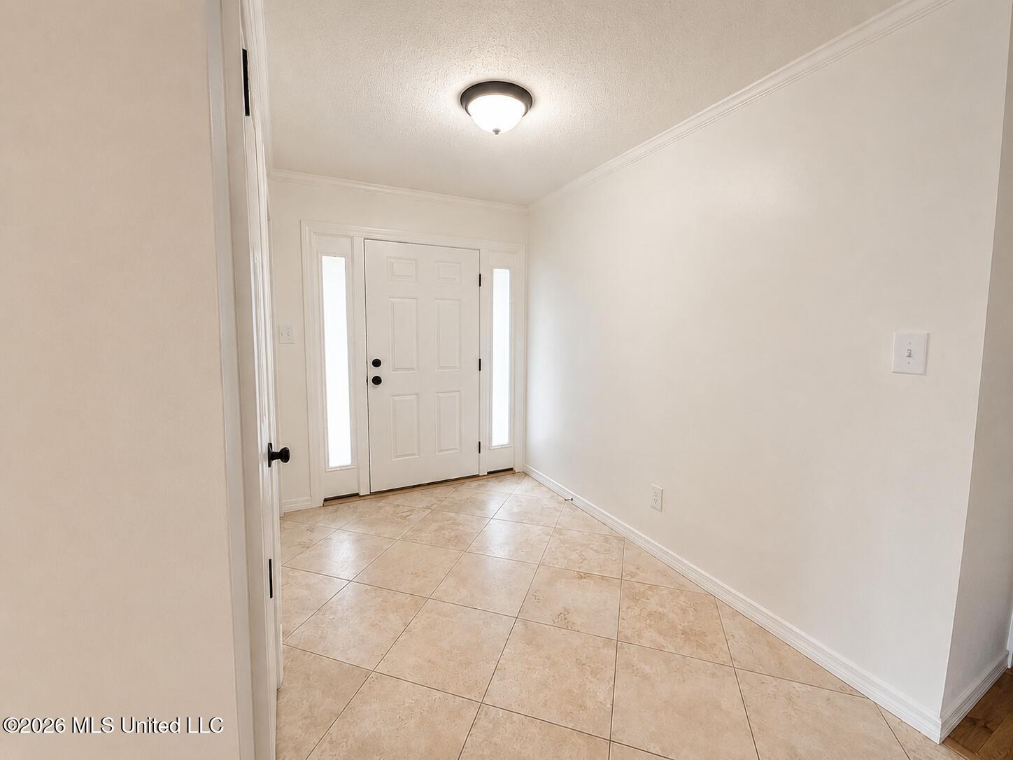 2421 Regency Drive Property Photo 17