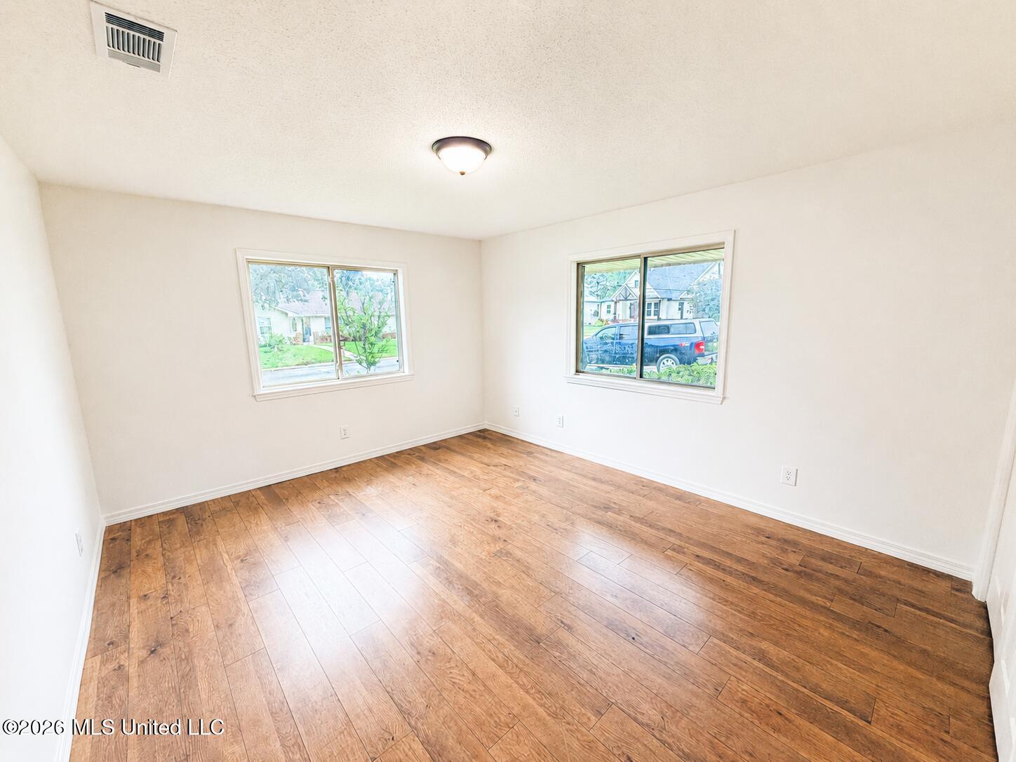 2421 Regency Drive Property Photo 22