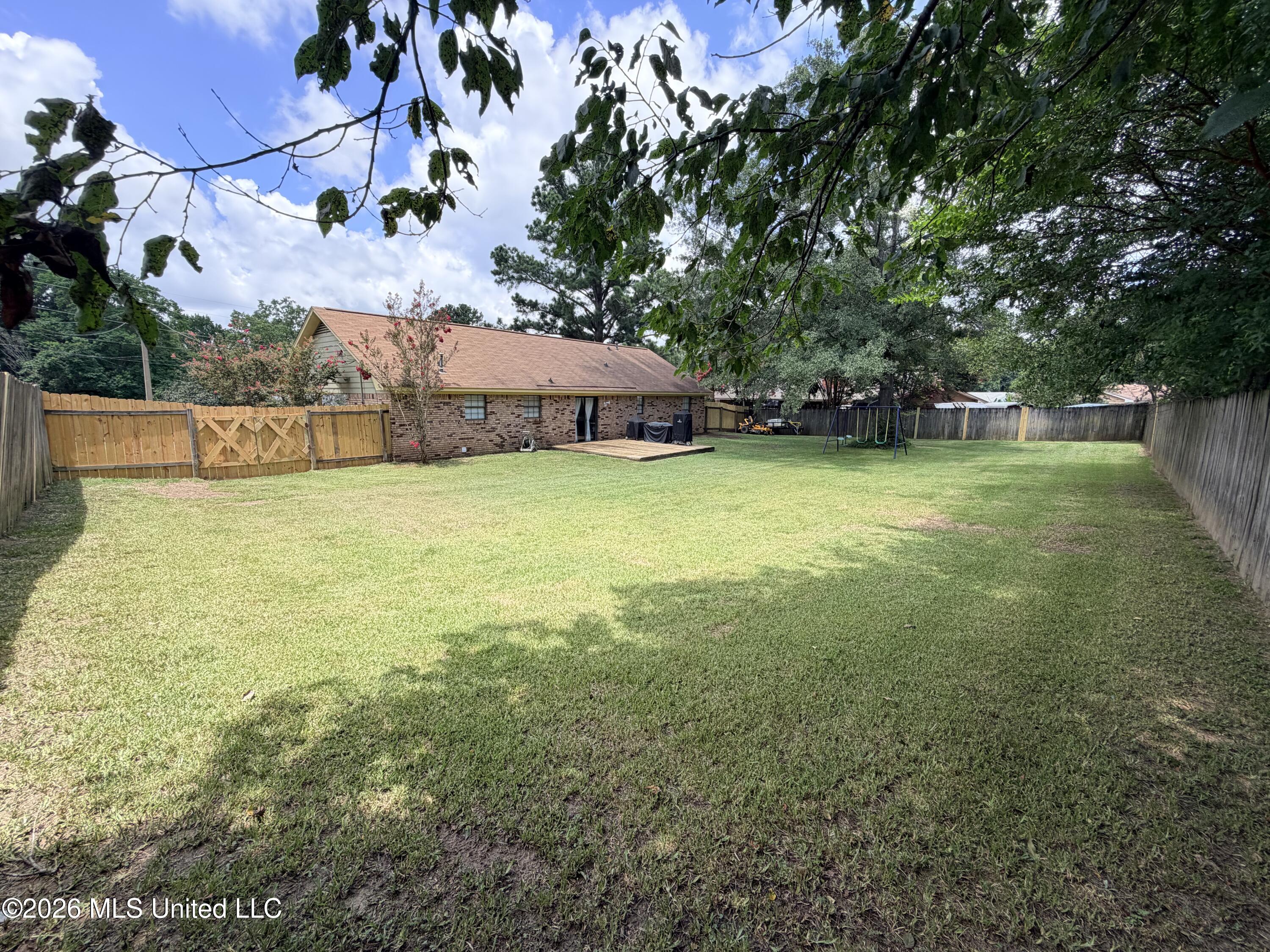 718 Clearmont Drive Property Photo 2