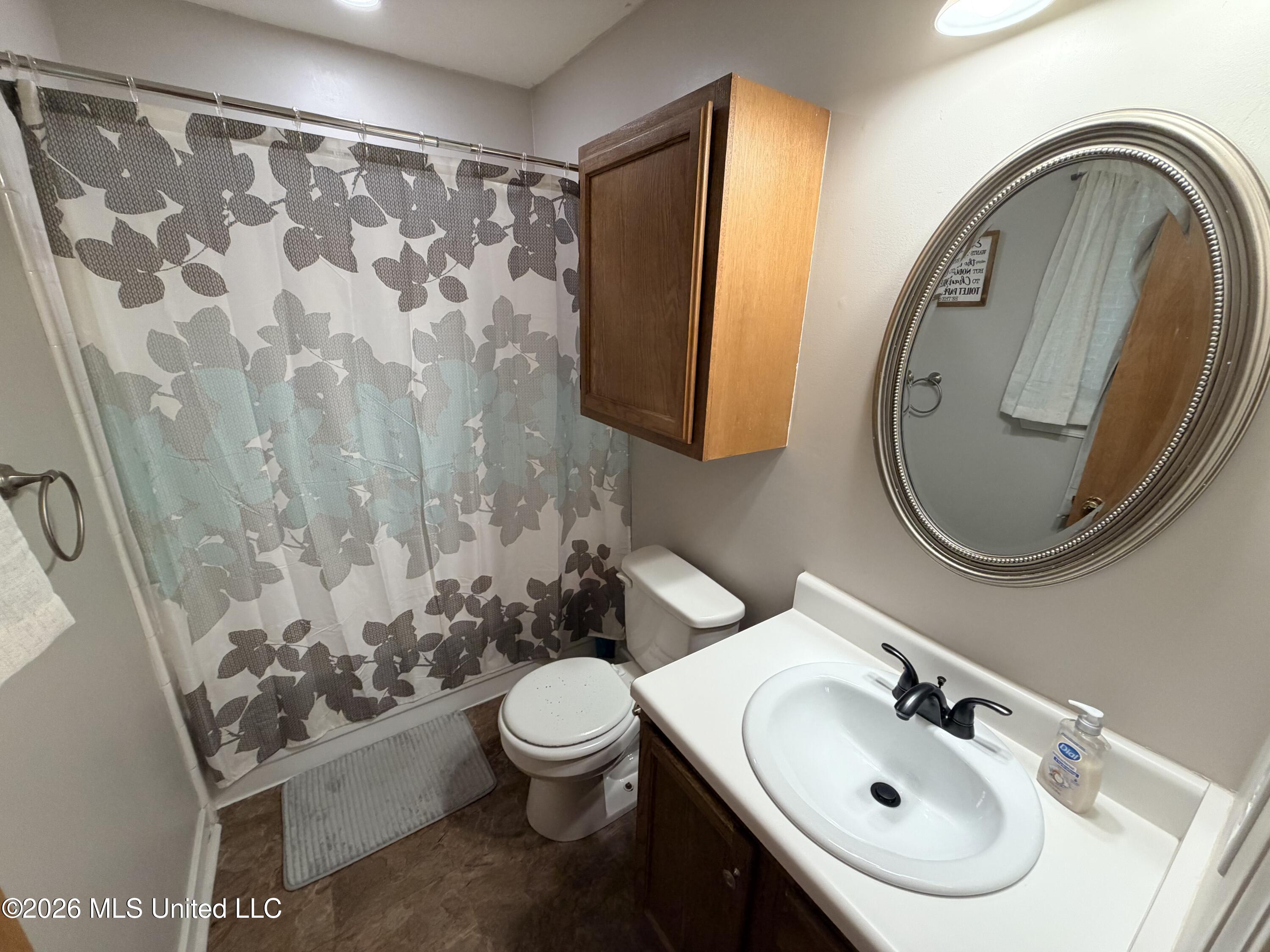 718 Clearmont Drive Property Photo 15