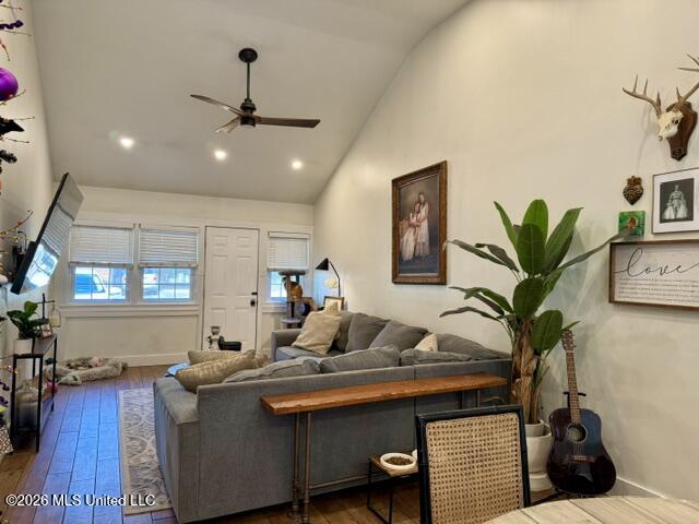 201 Magnolia Place Property Photo 9