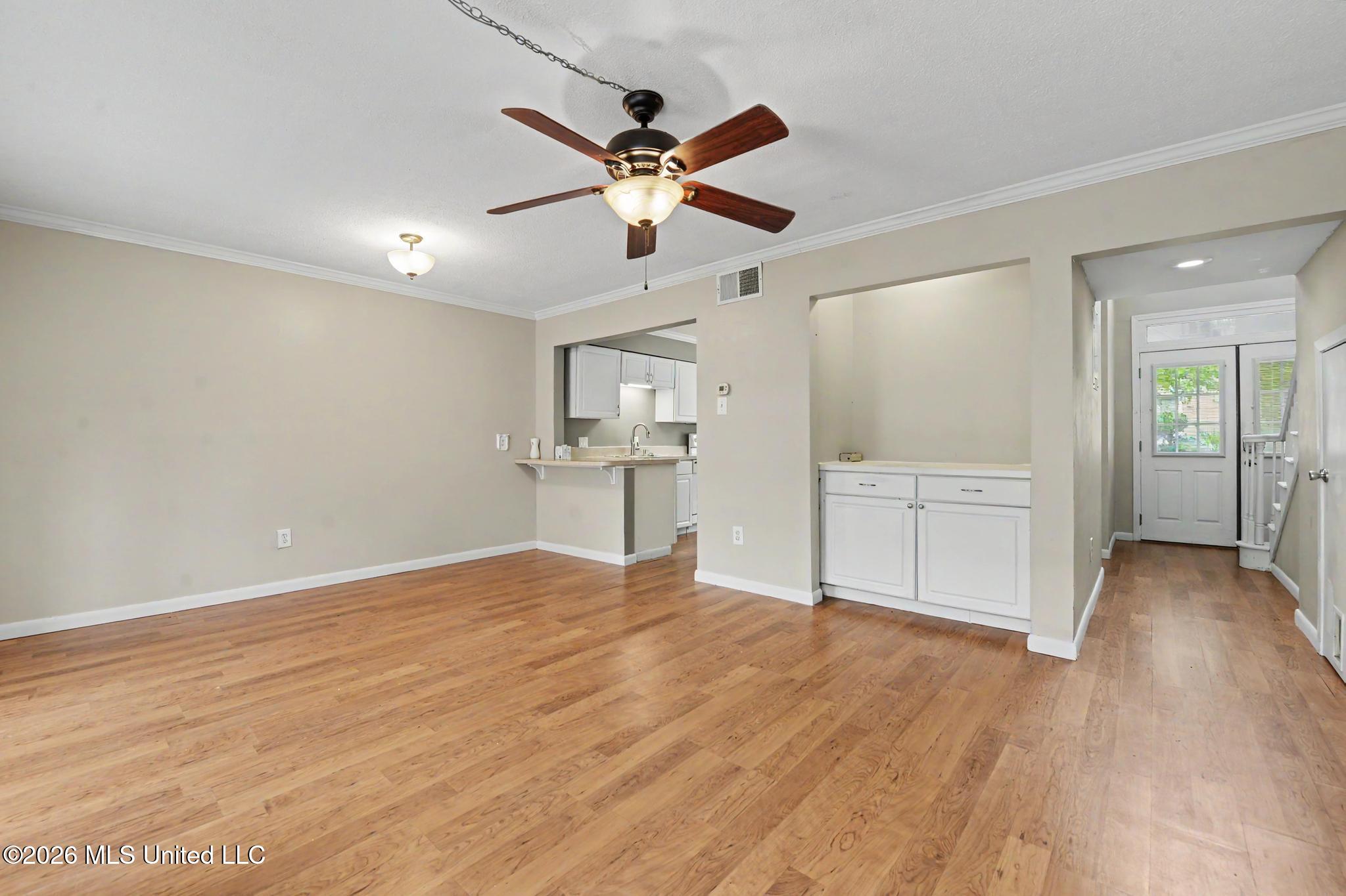 928 Courthouse Road Property Photo 6