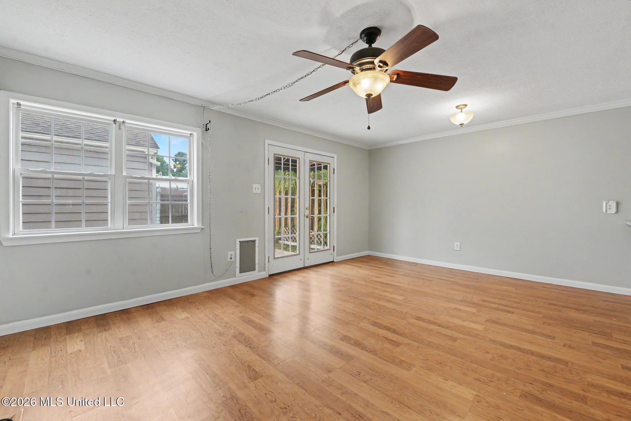 928 Courthouse Road Property Photo 7