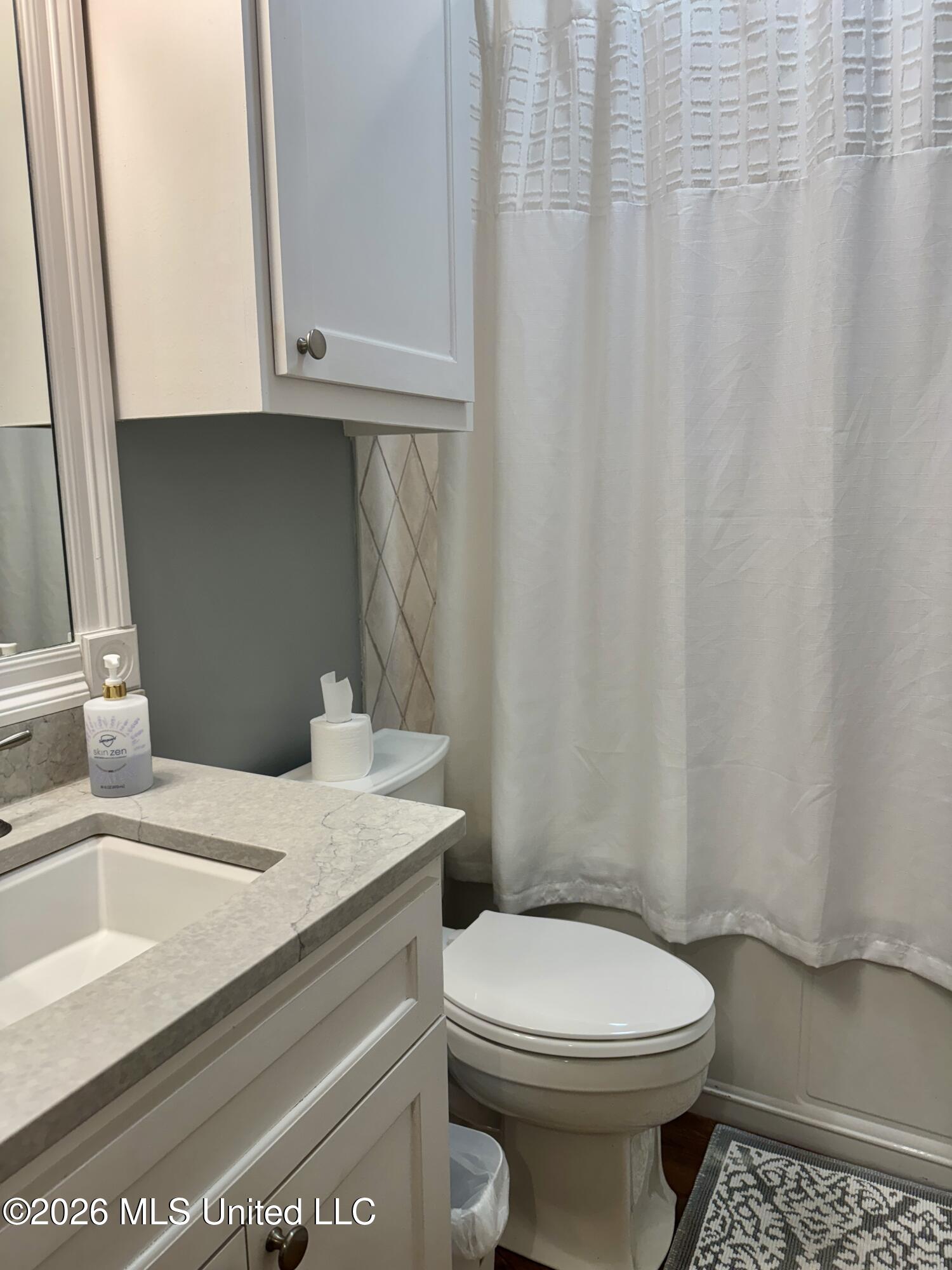 407 Franklin Street Property Photo 28