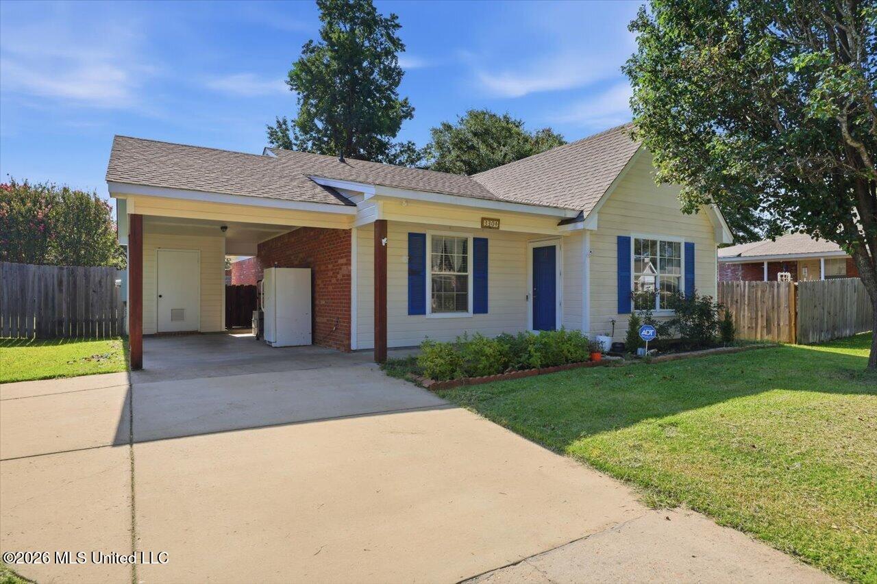 330 Audubon Circle Property Photo 3