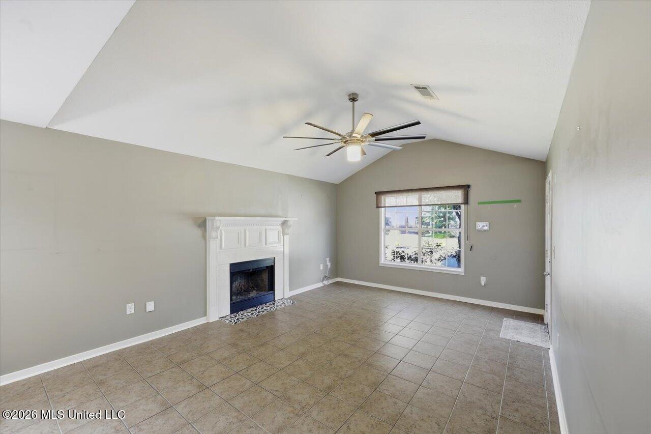 330 Audubon Circle Property Photo 7