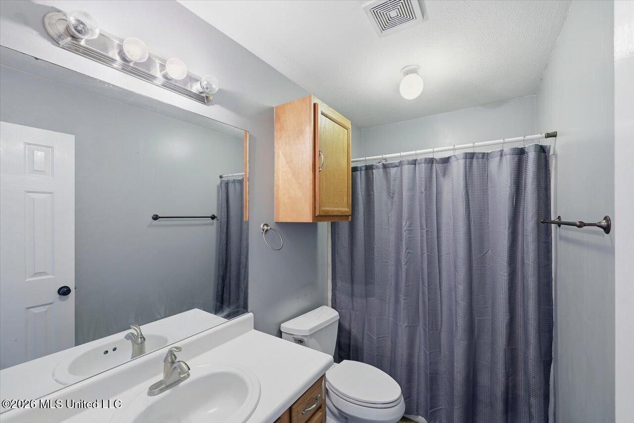 330 Audubon Circle Property Photo 18
