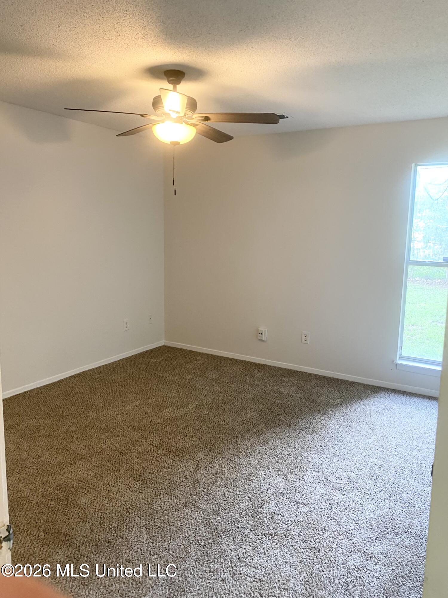 3565 Shadow Oaks Parkway Property Photo 9