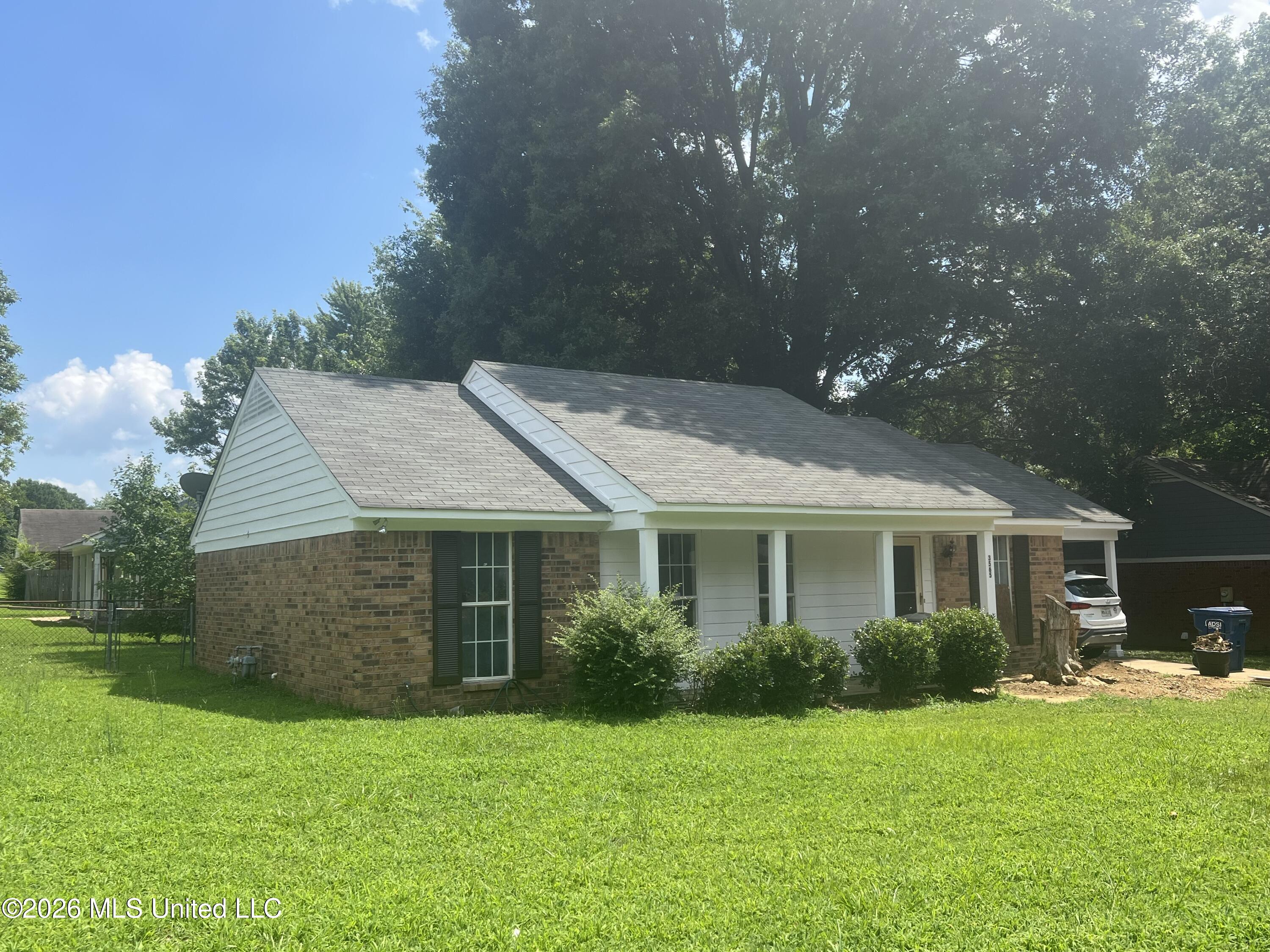3565 Shadow Oaks Parkway Property Photo 15