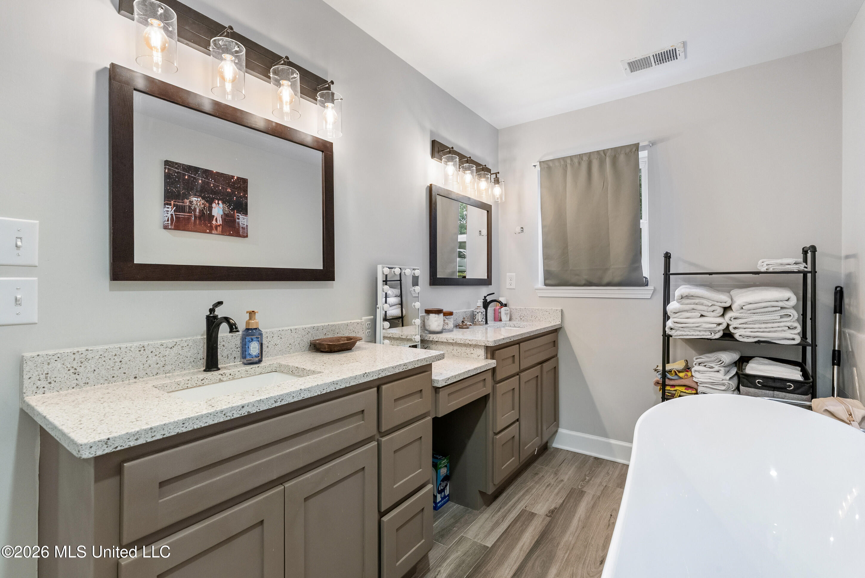 94 Walsh Road Property Photo 14