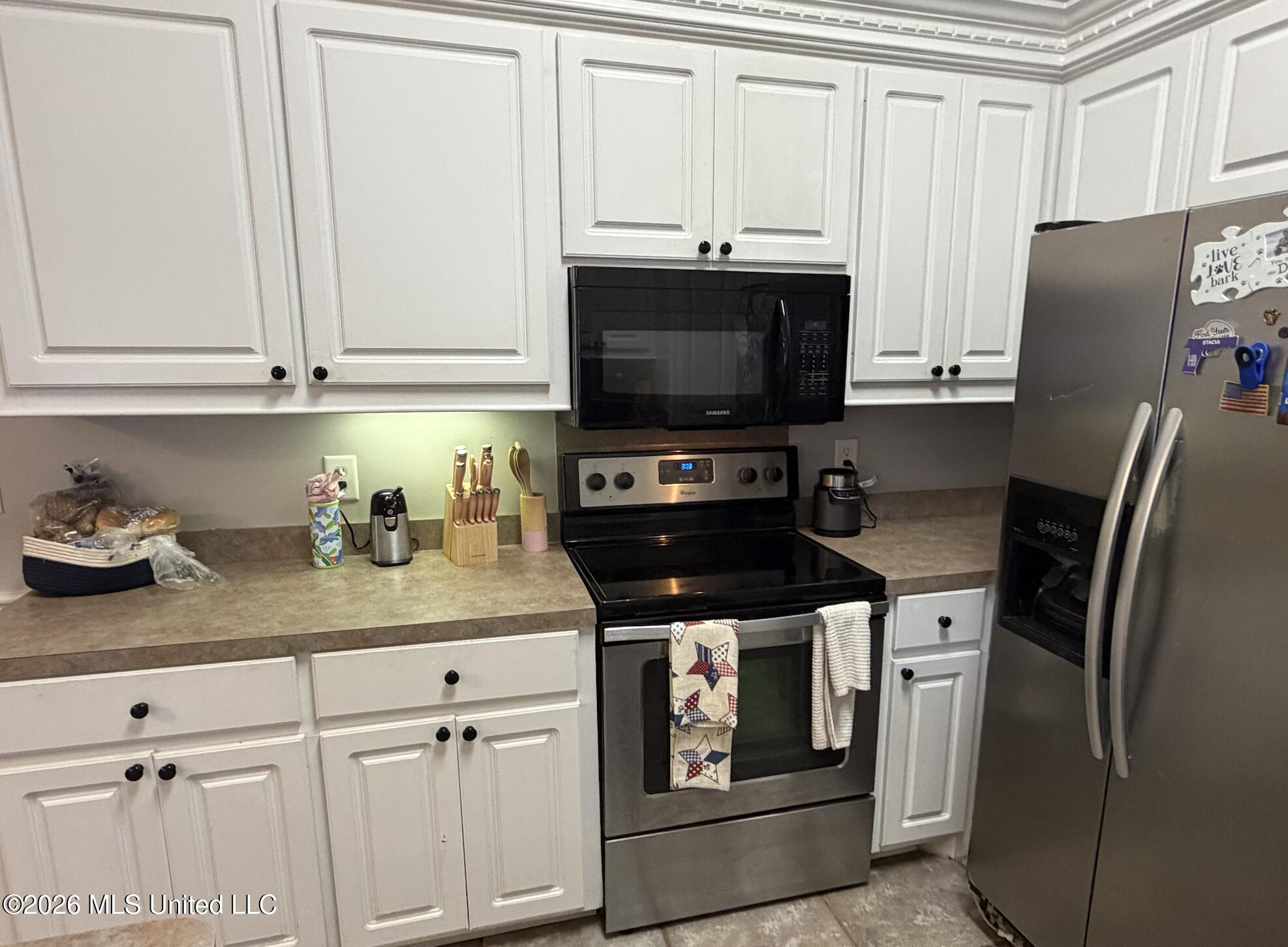 229 Camelot Way Property Photo 7