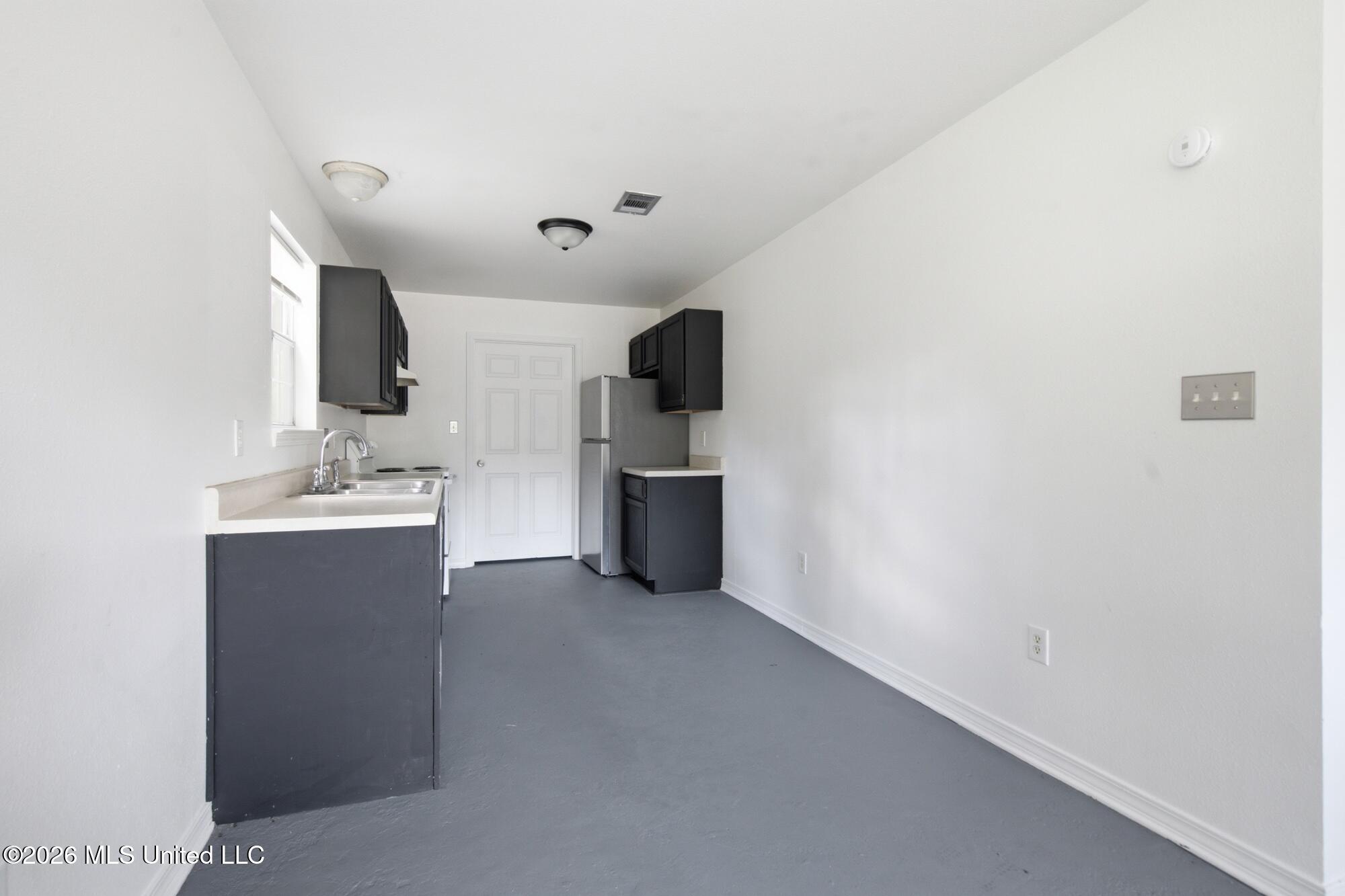 2110 30th Street Property Photo 19