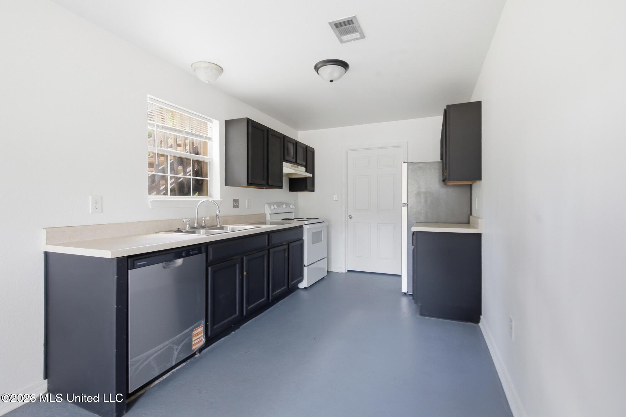 2110 30th Street Property Photo 20