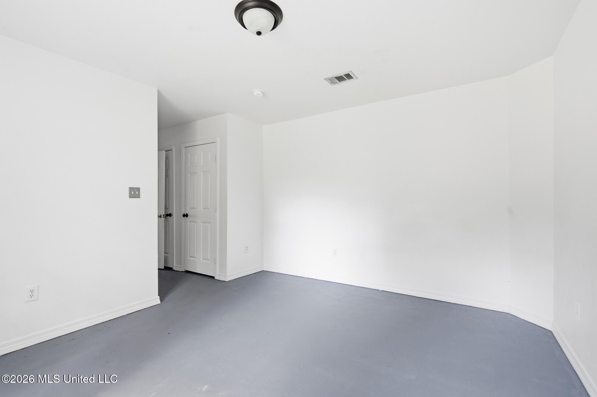 2110 30th Street Property Photo 23