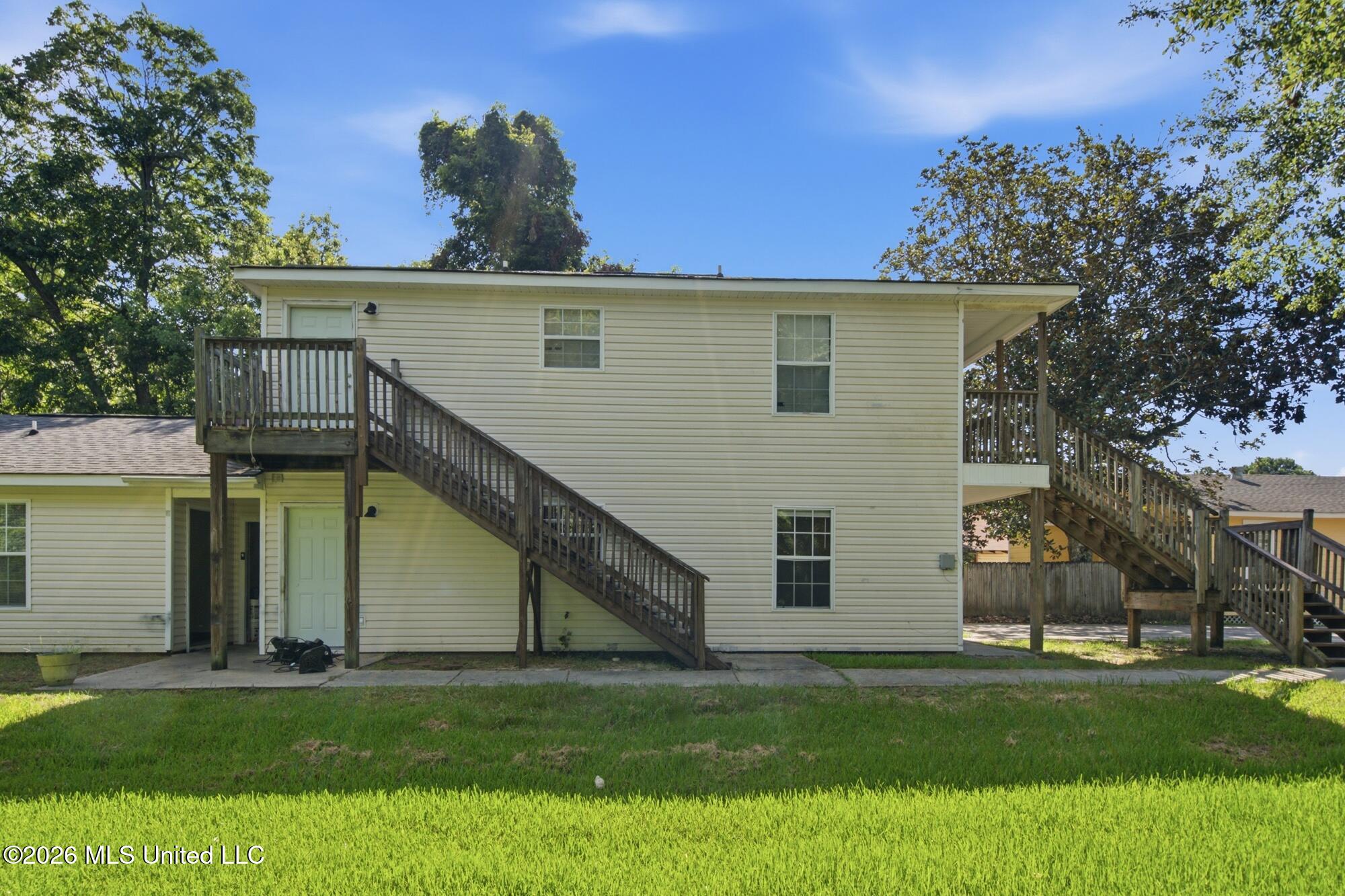 2110 30th Street Property Photo 29