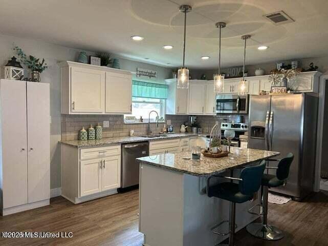 3117 Beachview Drive Property Photo 2