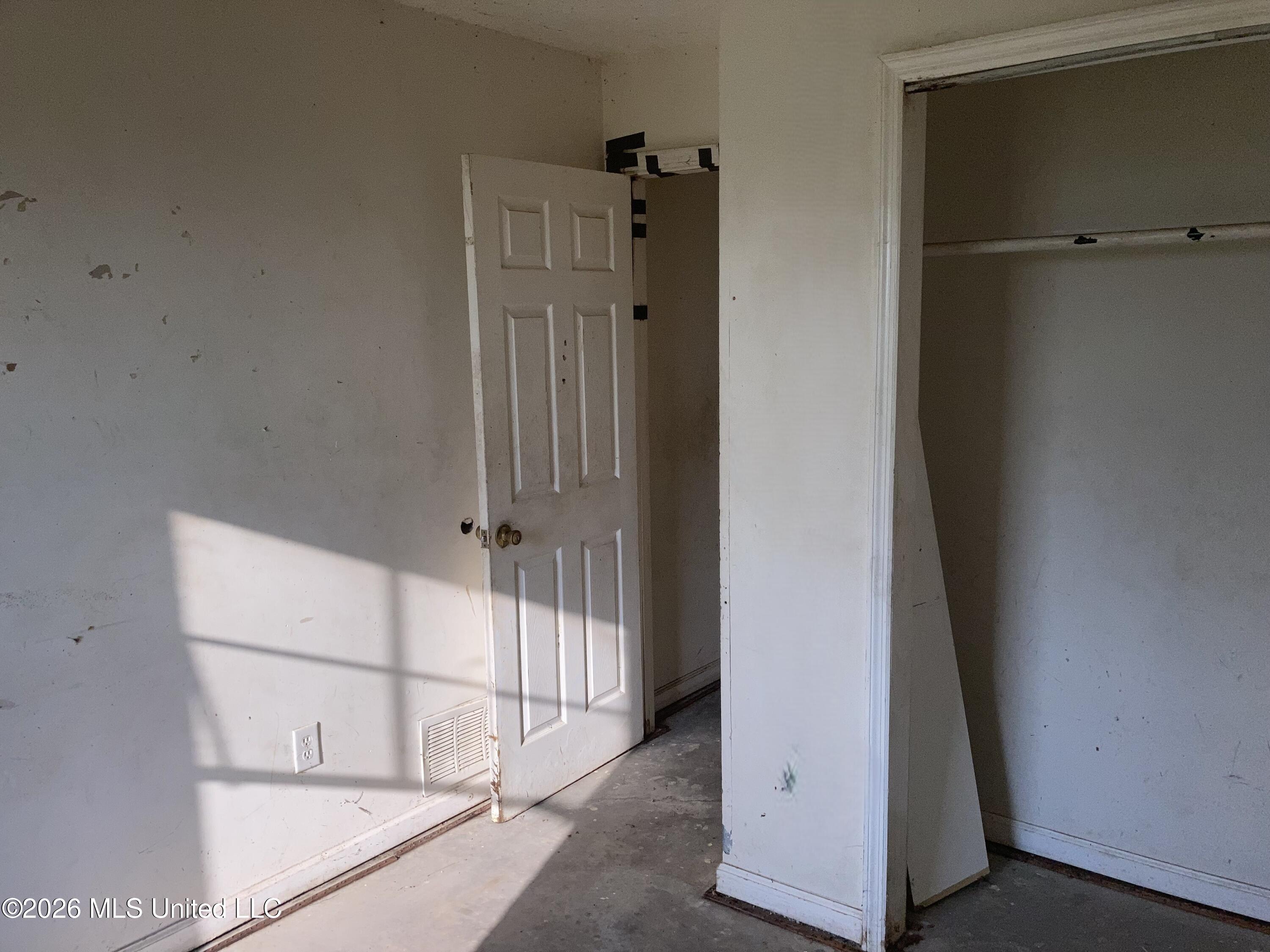1104 Clover Leaf Circle Property Photo 14