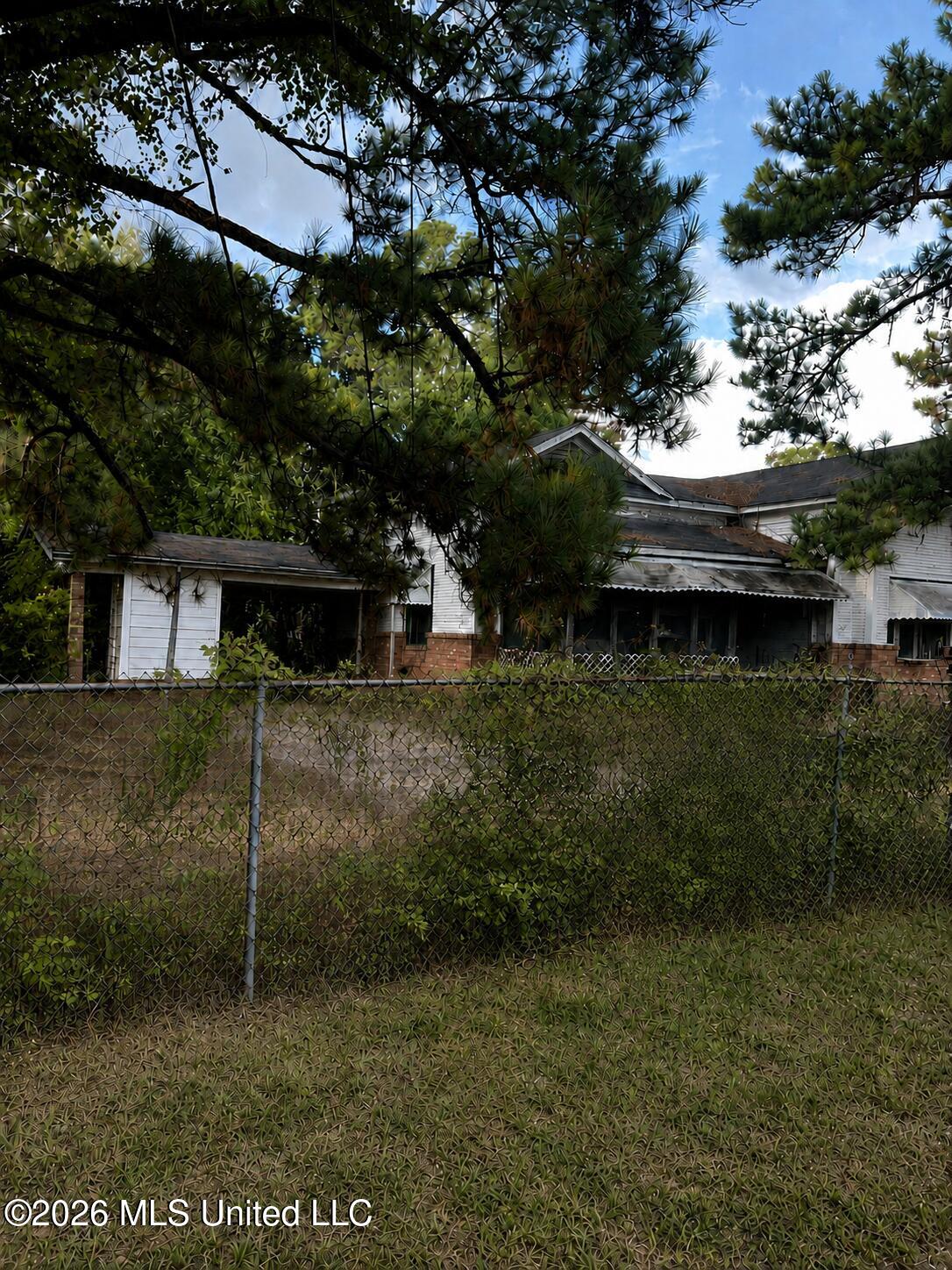 813 Davidson Place Property Photo 3