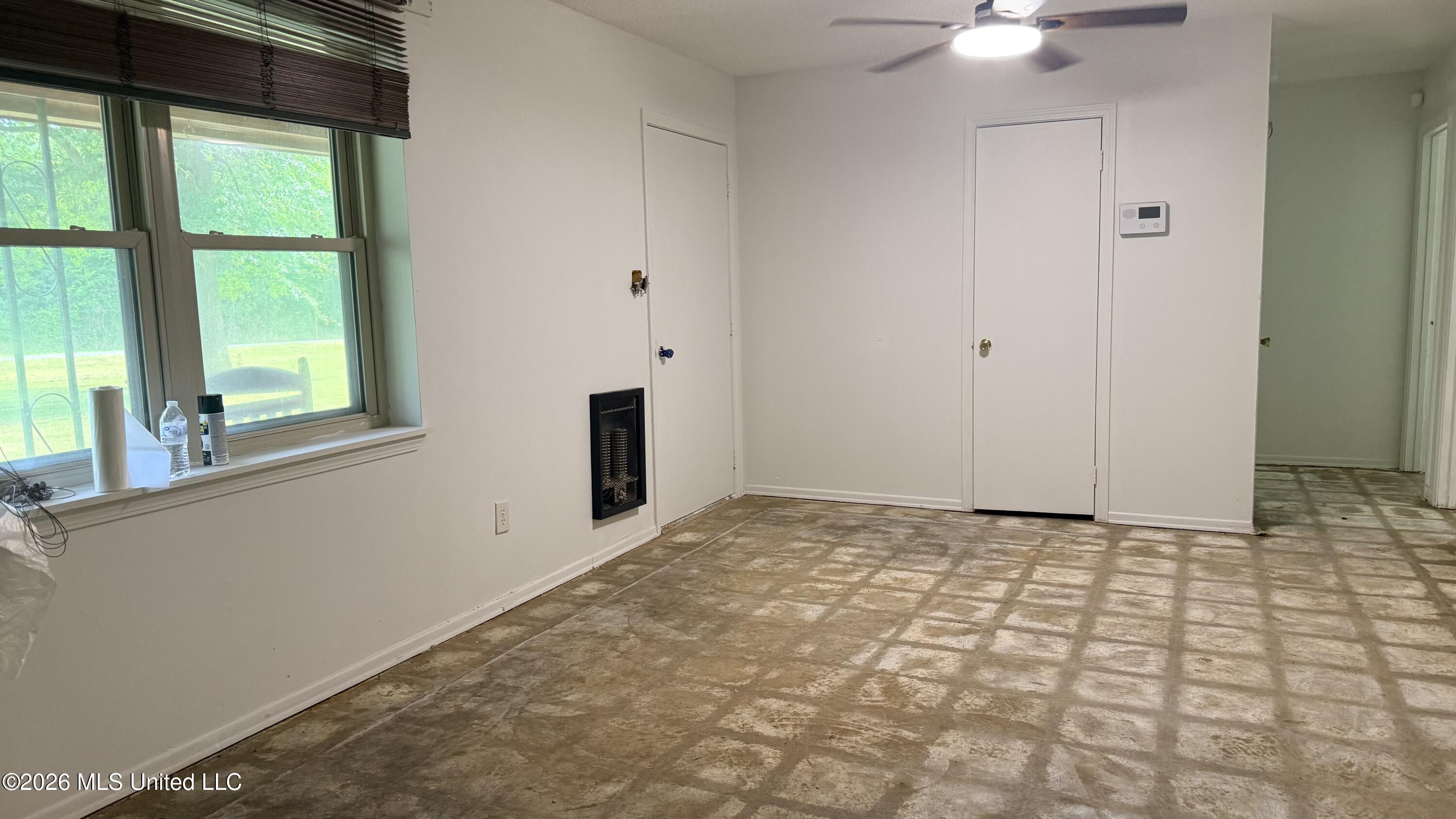 1513 L R L Road Property Photo 8