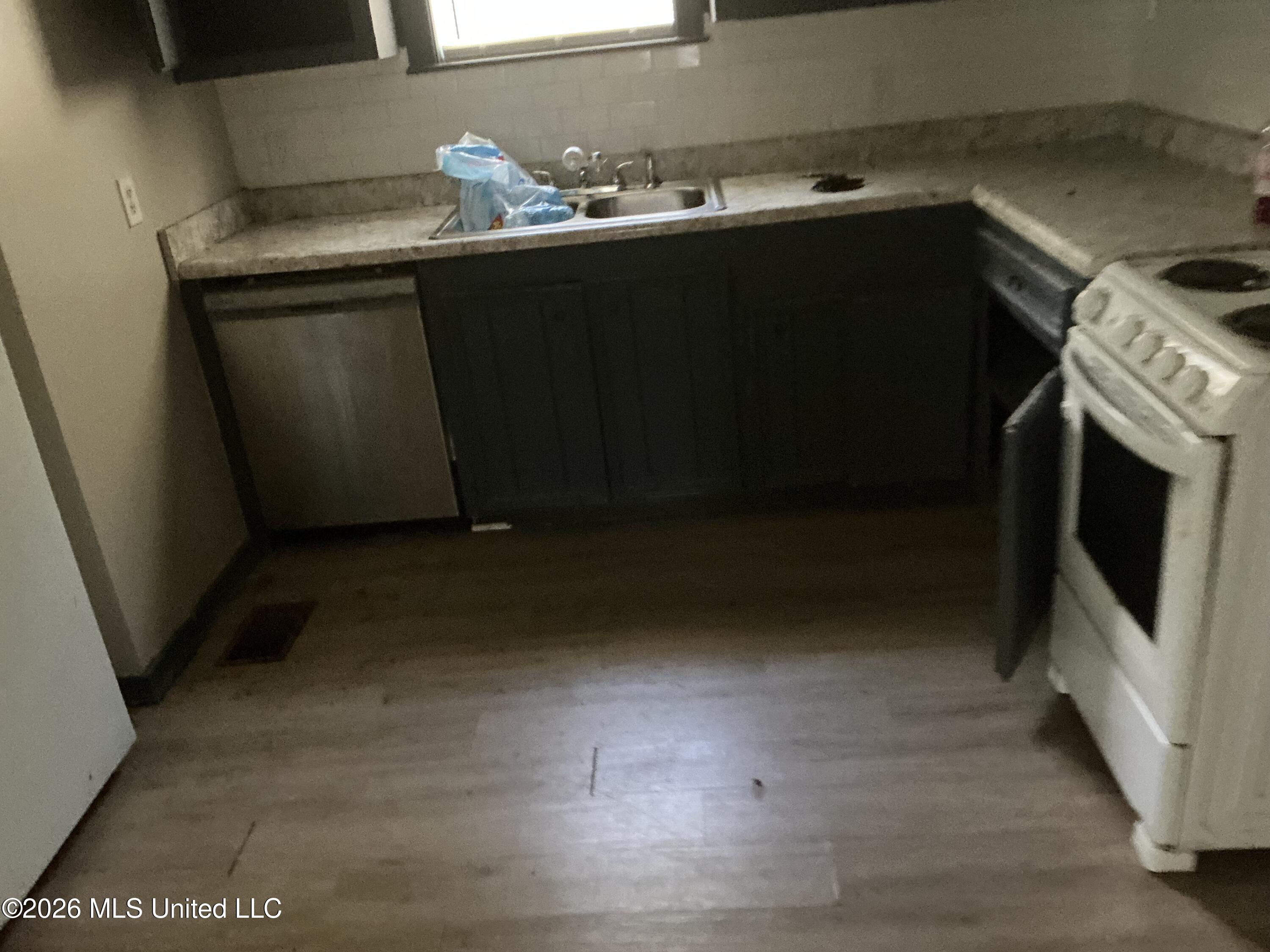 1442 Bass Avenue Property Photo 5