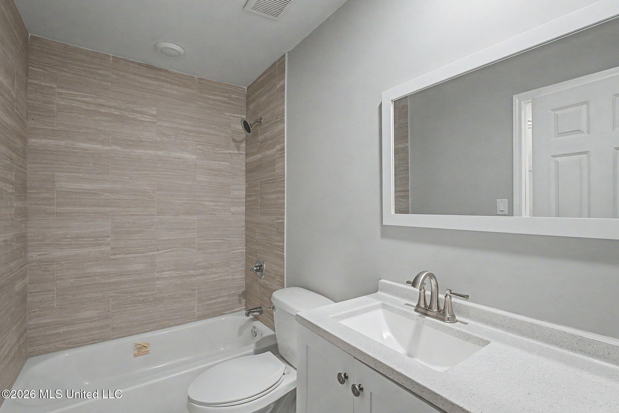 7673 Delta Lakes Boulevard Property Photo 25