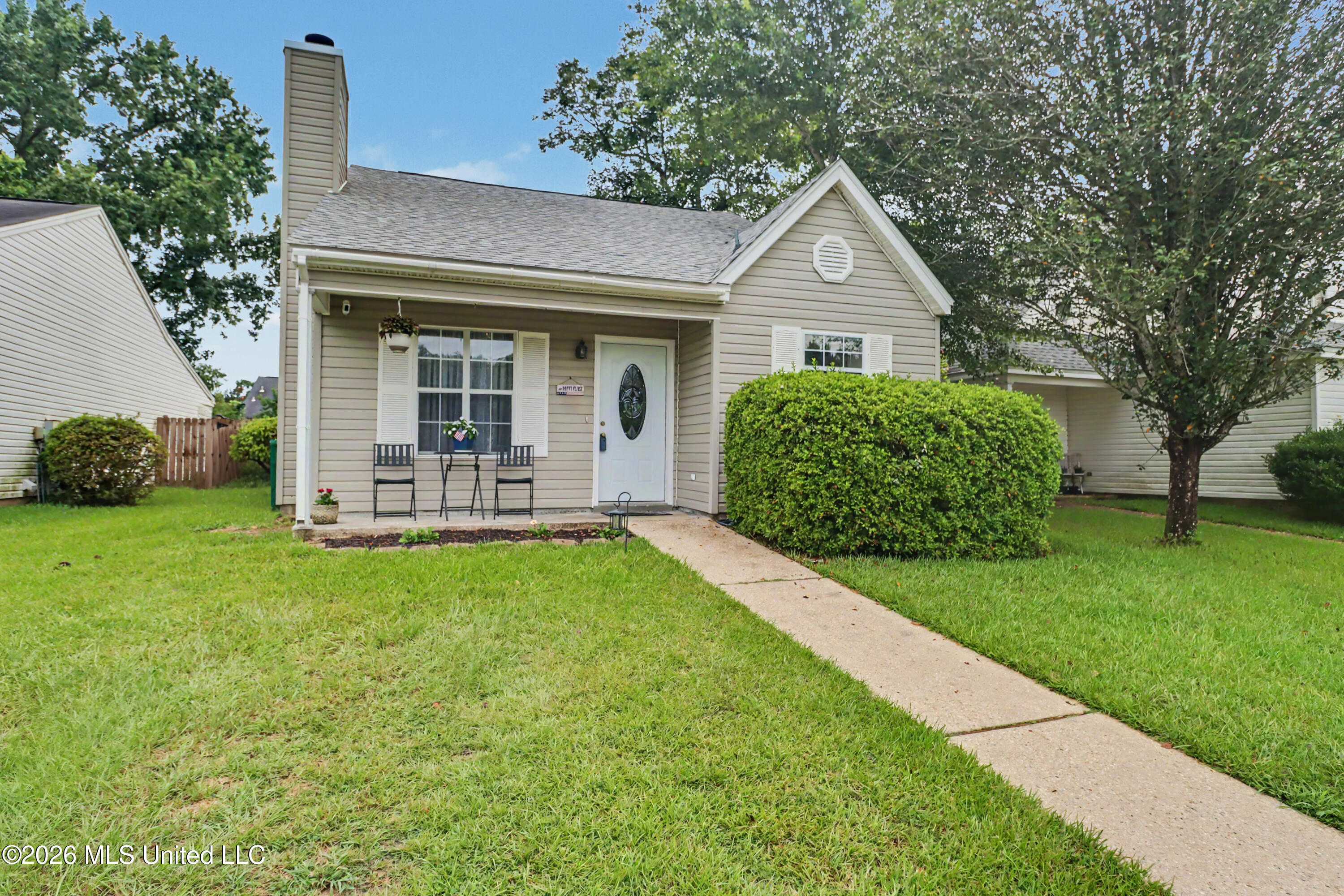 13431 Windridge Drive Property Photo 2