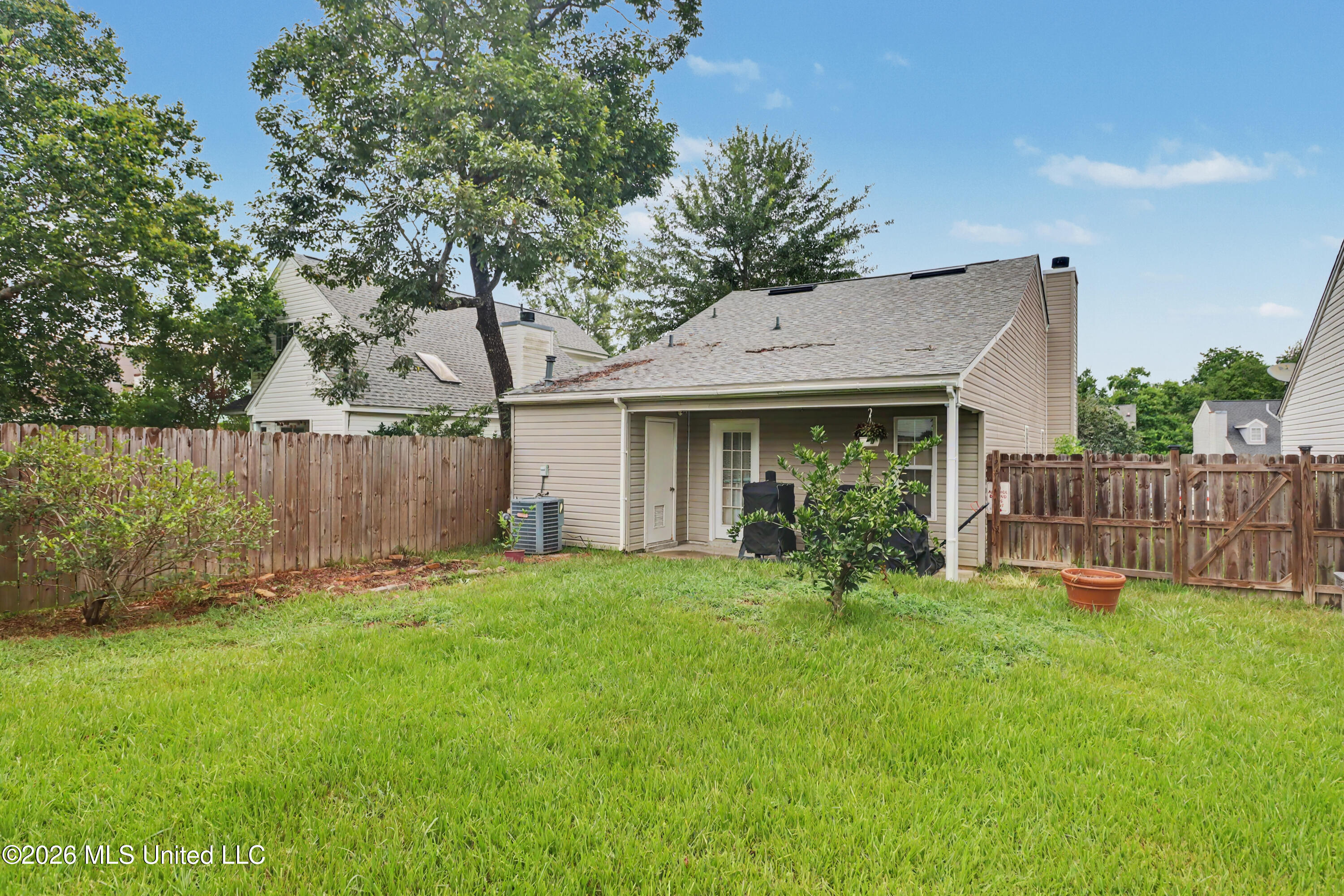 13431 Windridge Drive Property Photo 16