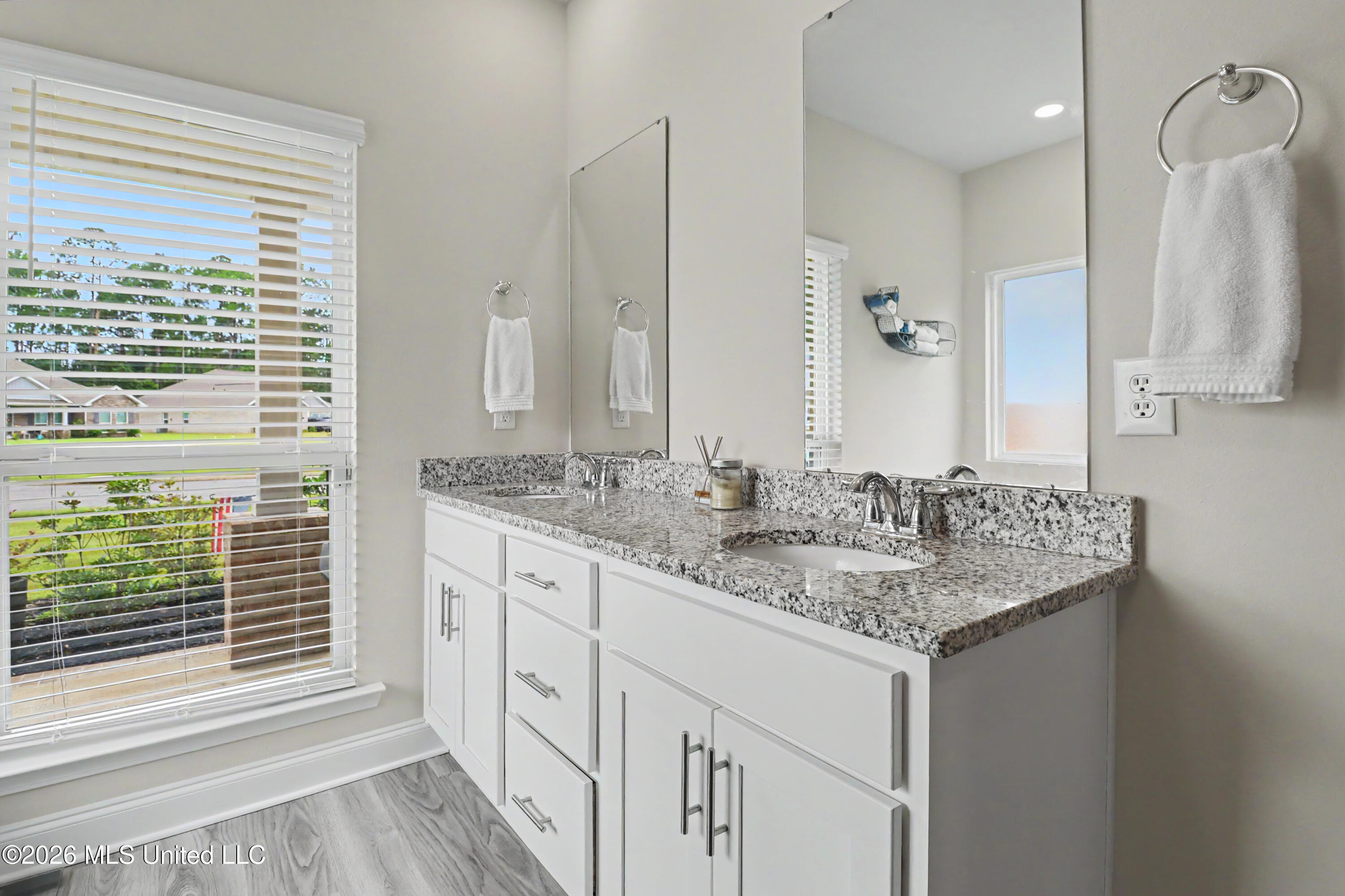 12237 Savannah Circle Property Photo 18