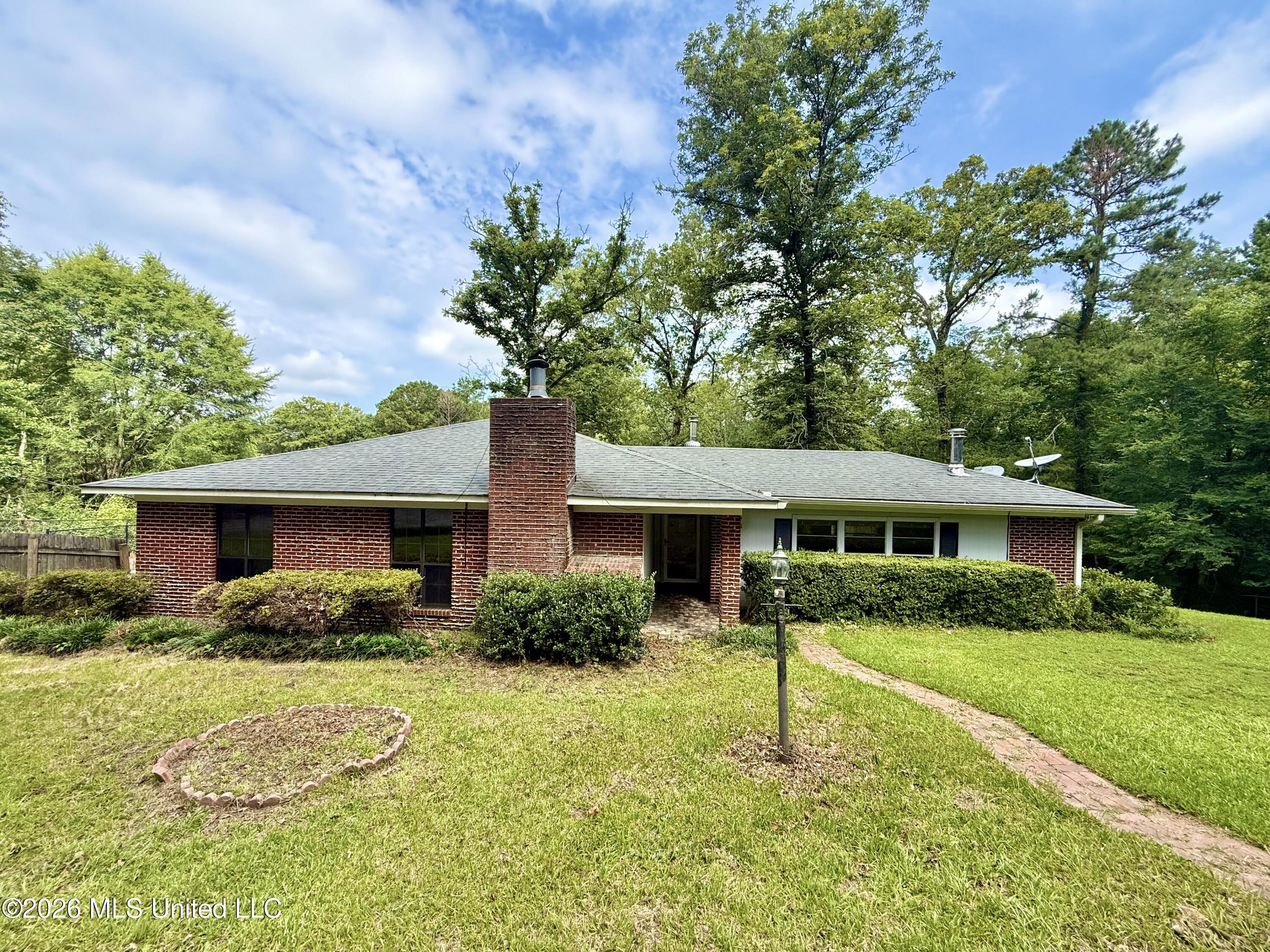 1019 Dry Grove Road Property Photo 2