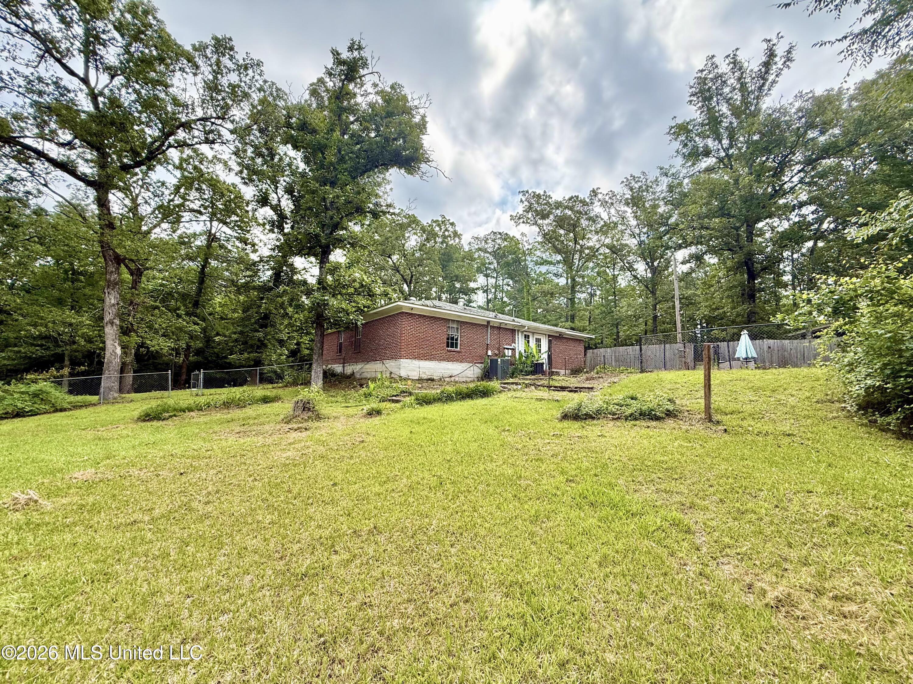 1019 Dry Grove Road Property Photo 8