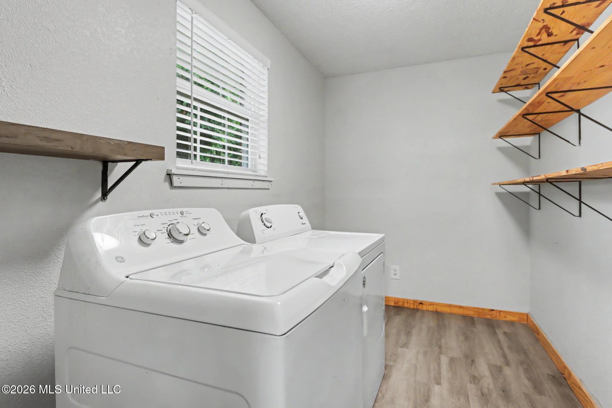 645 Union Street Property Photo 7