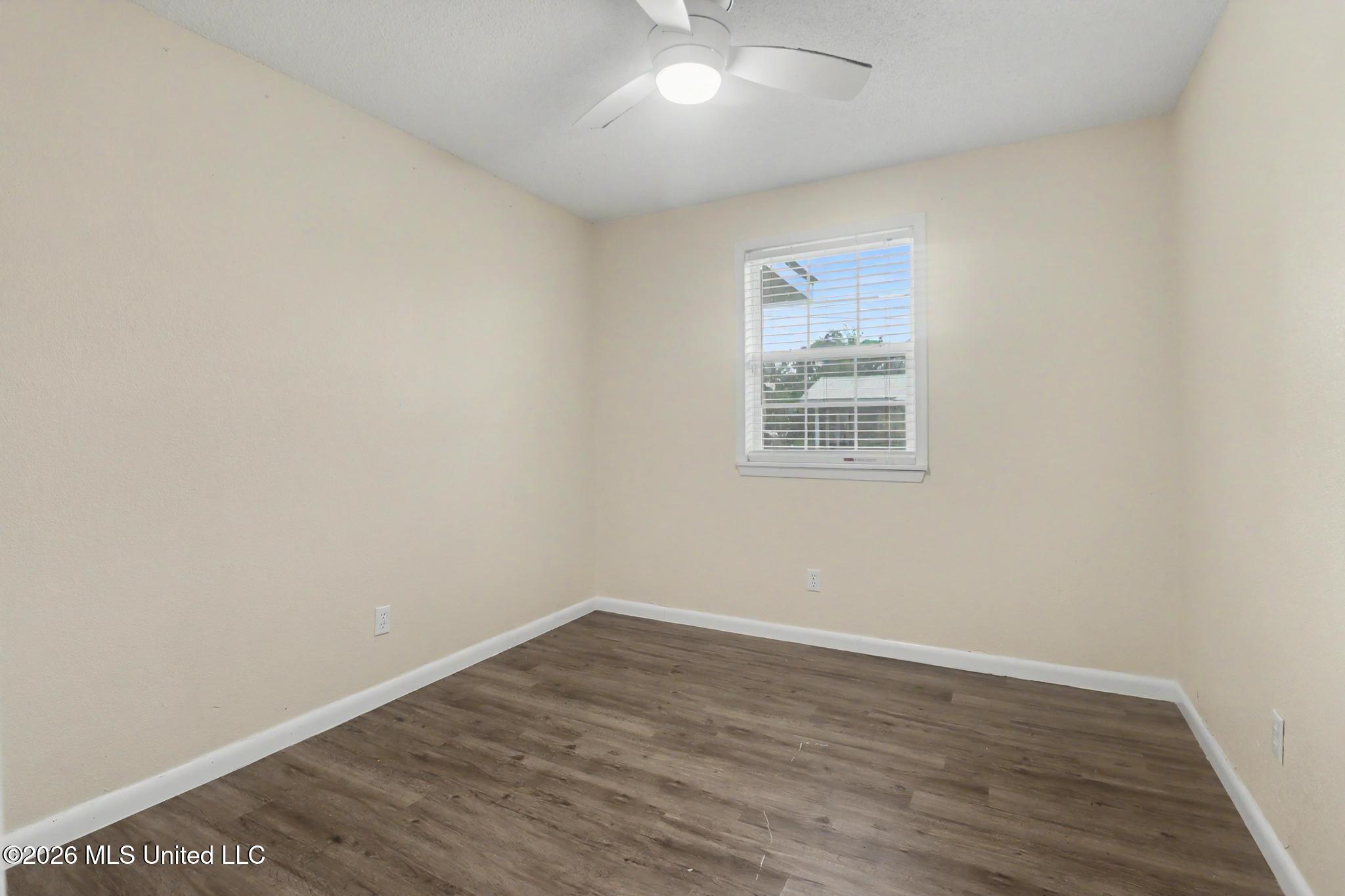 645 Union Street Property Photo 11
