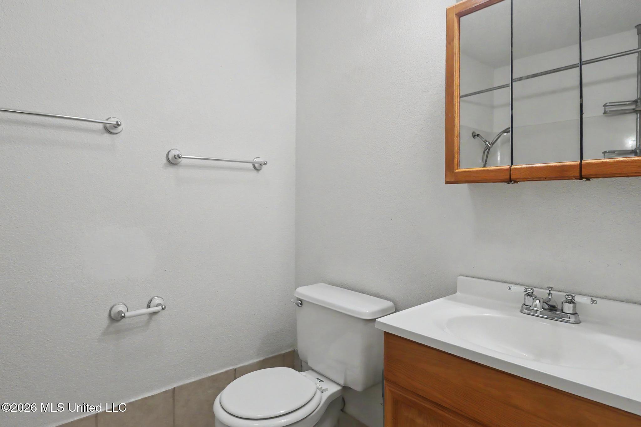 645 Union Street Property Photo 14