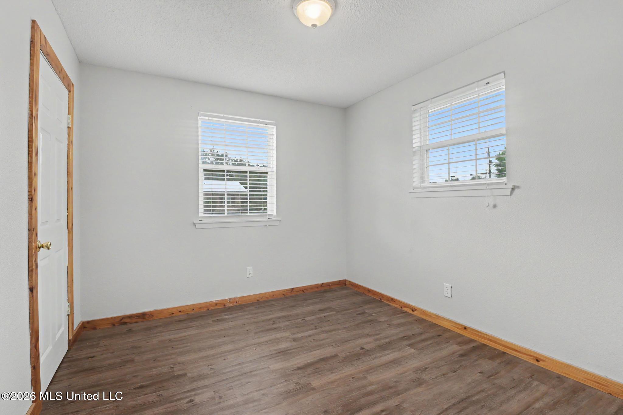 645 Union Street Property Photo 15