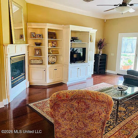 2034 Tuilleries Cove Property Photo 4