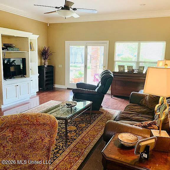 2034 Tuilleries Cove Property Photo 5