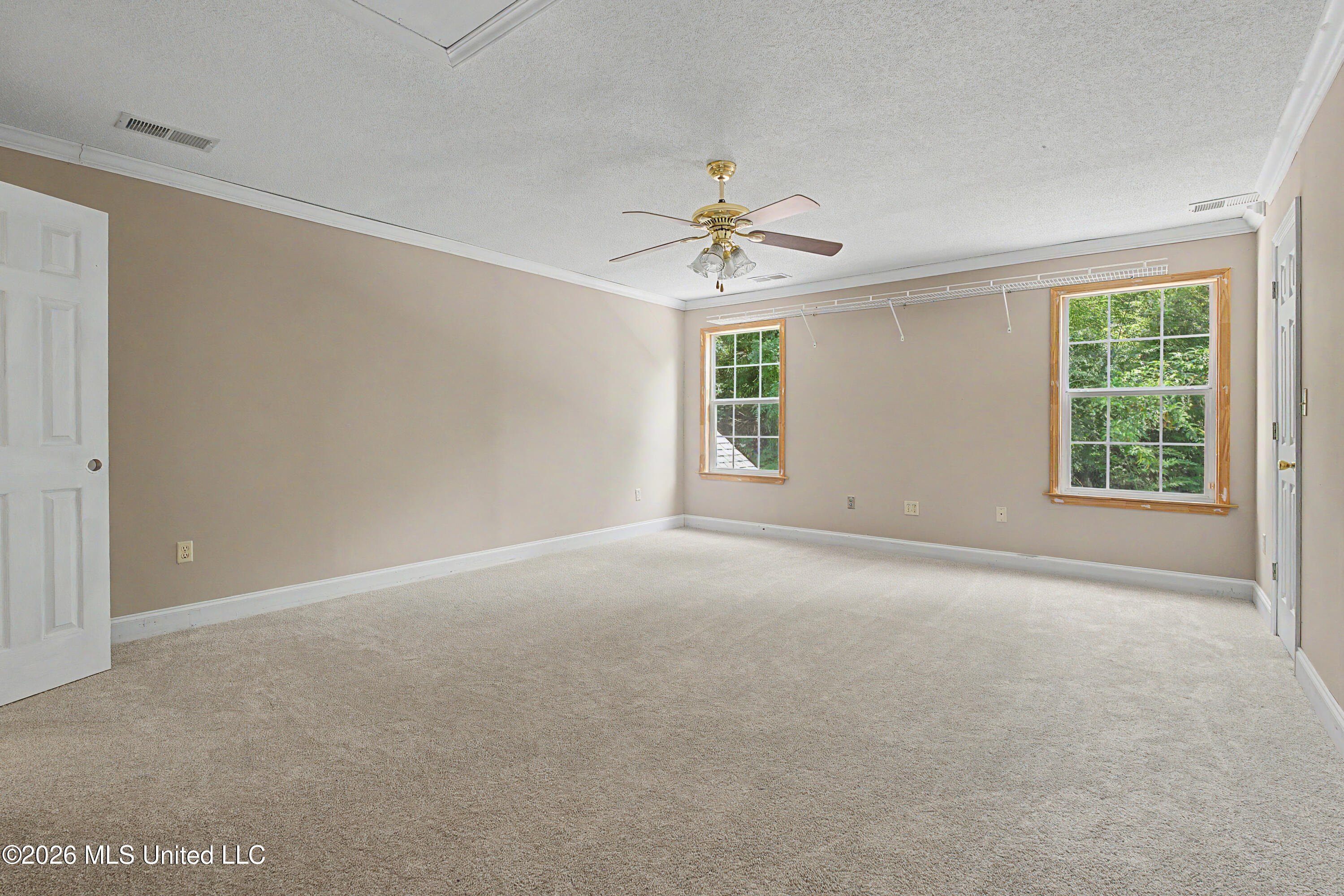 8200 Hunters Run Cove Property Photo 31