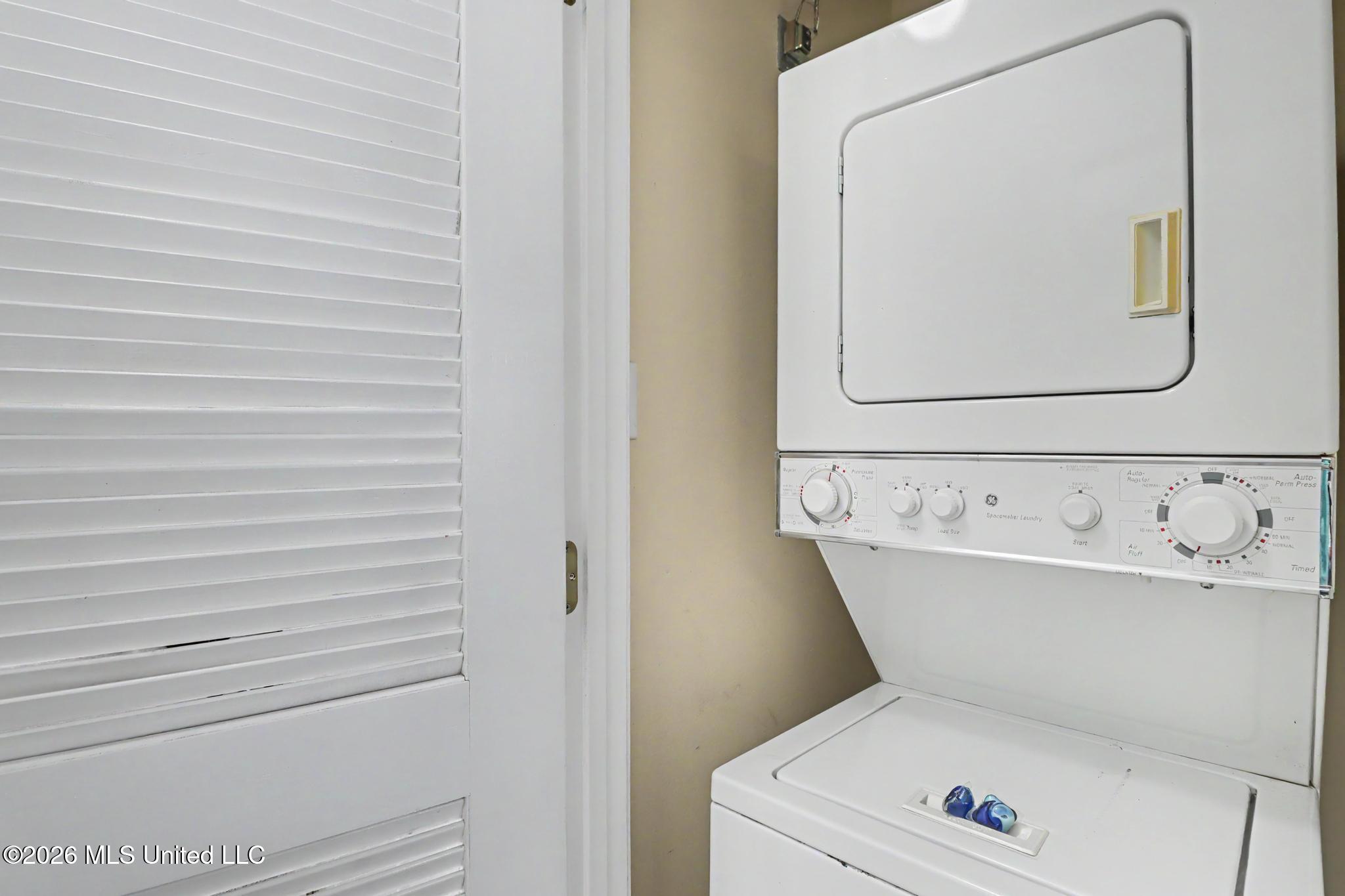 1664 Beach Boulevard Property Photo 11