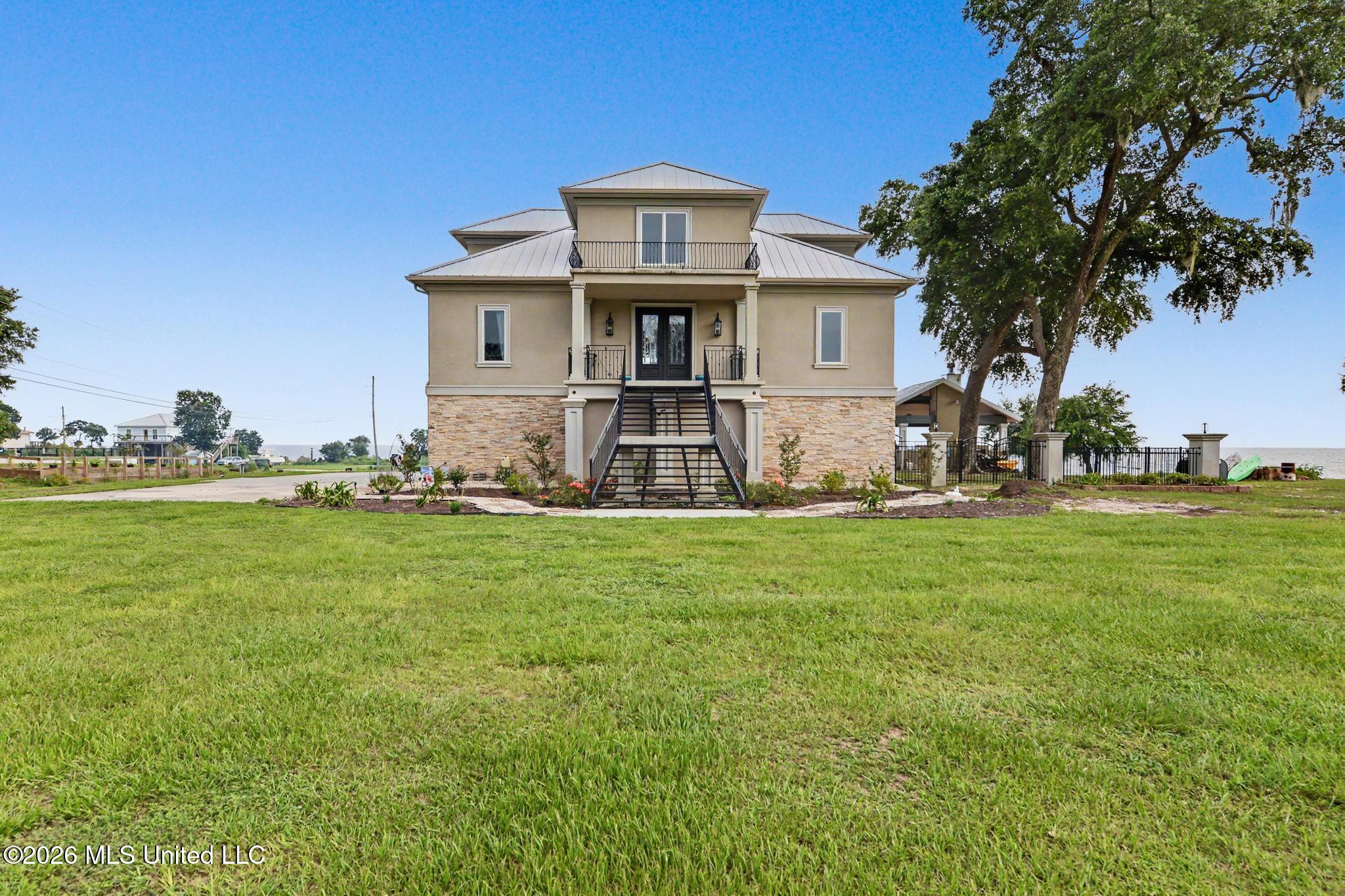 1816 Seashore Avenue Property Photo 2