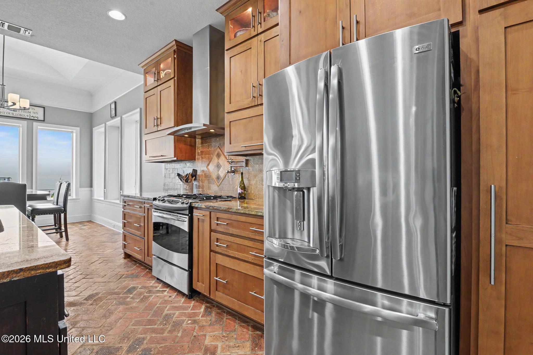 1816 Seashore Avenue Property Photo 11