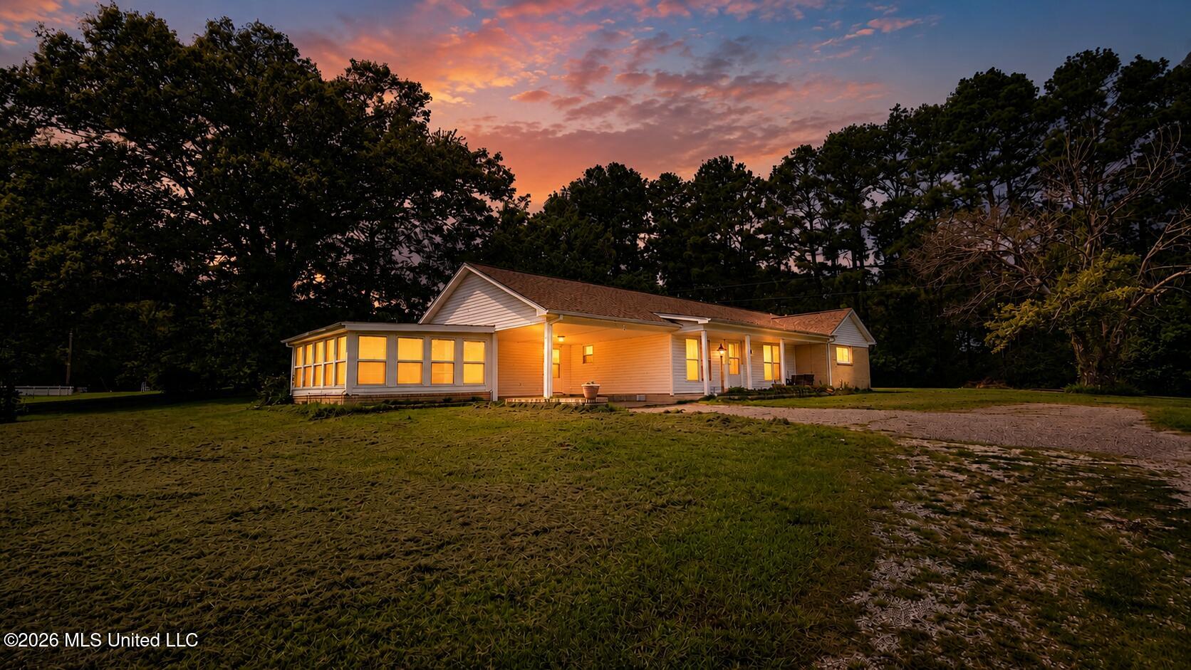 35 Highway 301 Property Photo 3