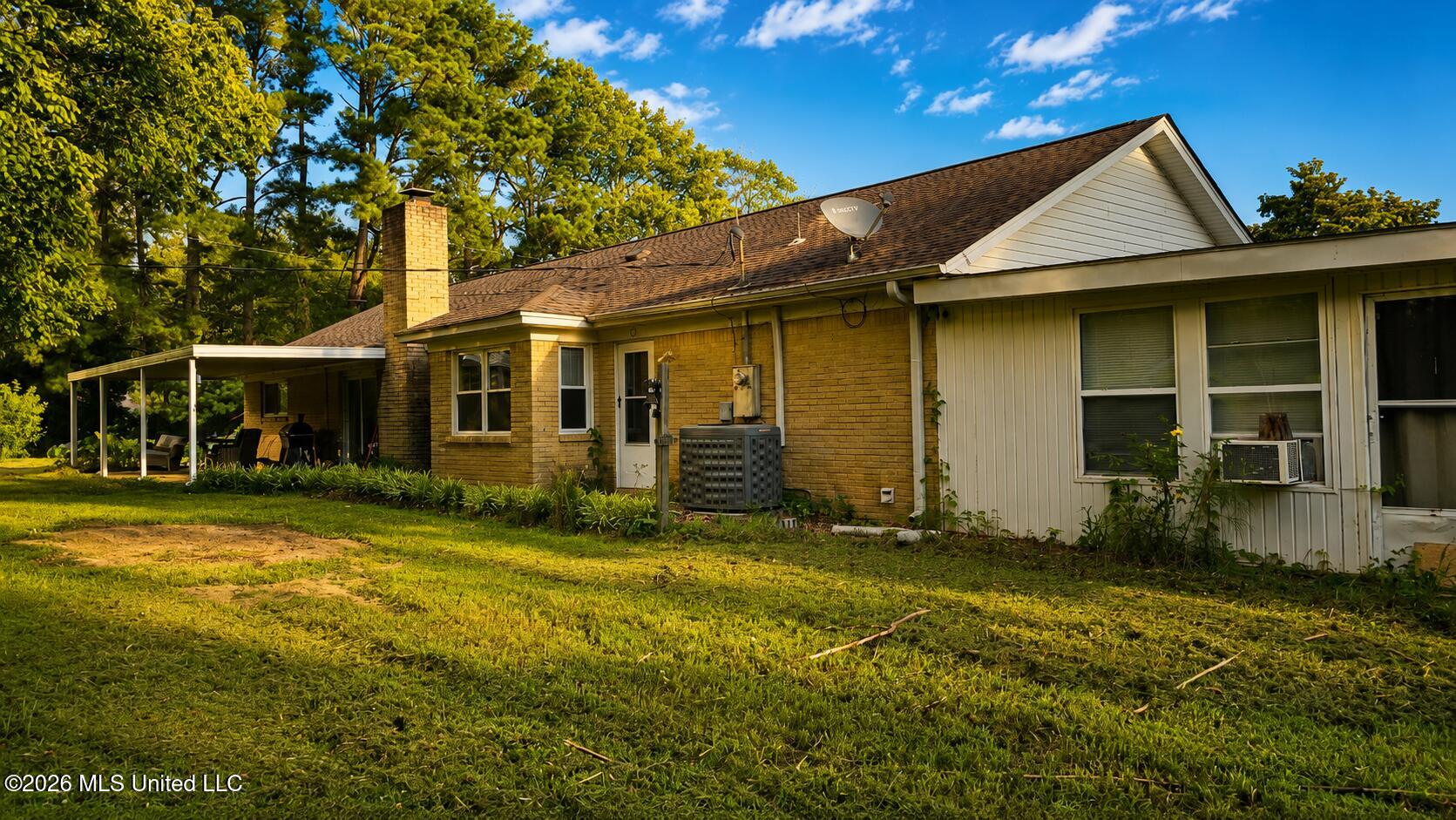 35 Highway 301 Property Photo 28