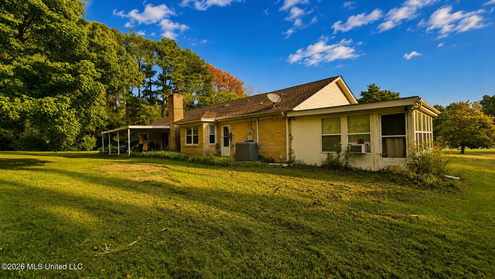 35 Highway 301 Property Photo 29