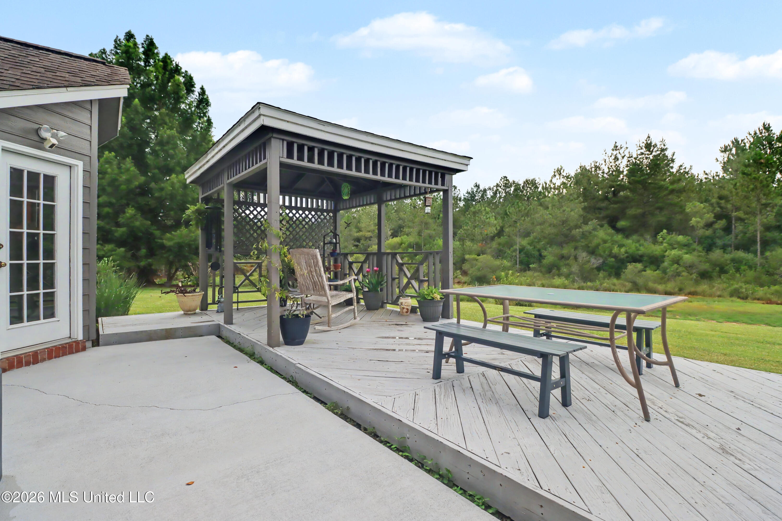 15385 Lakeview Court Property Photo 32