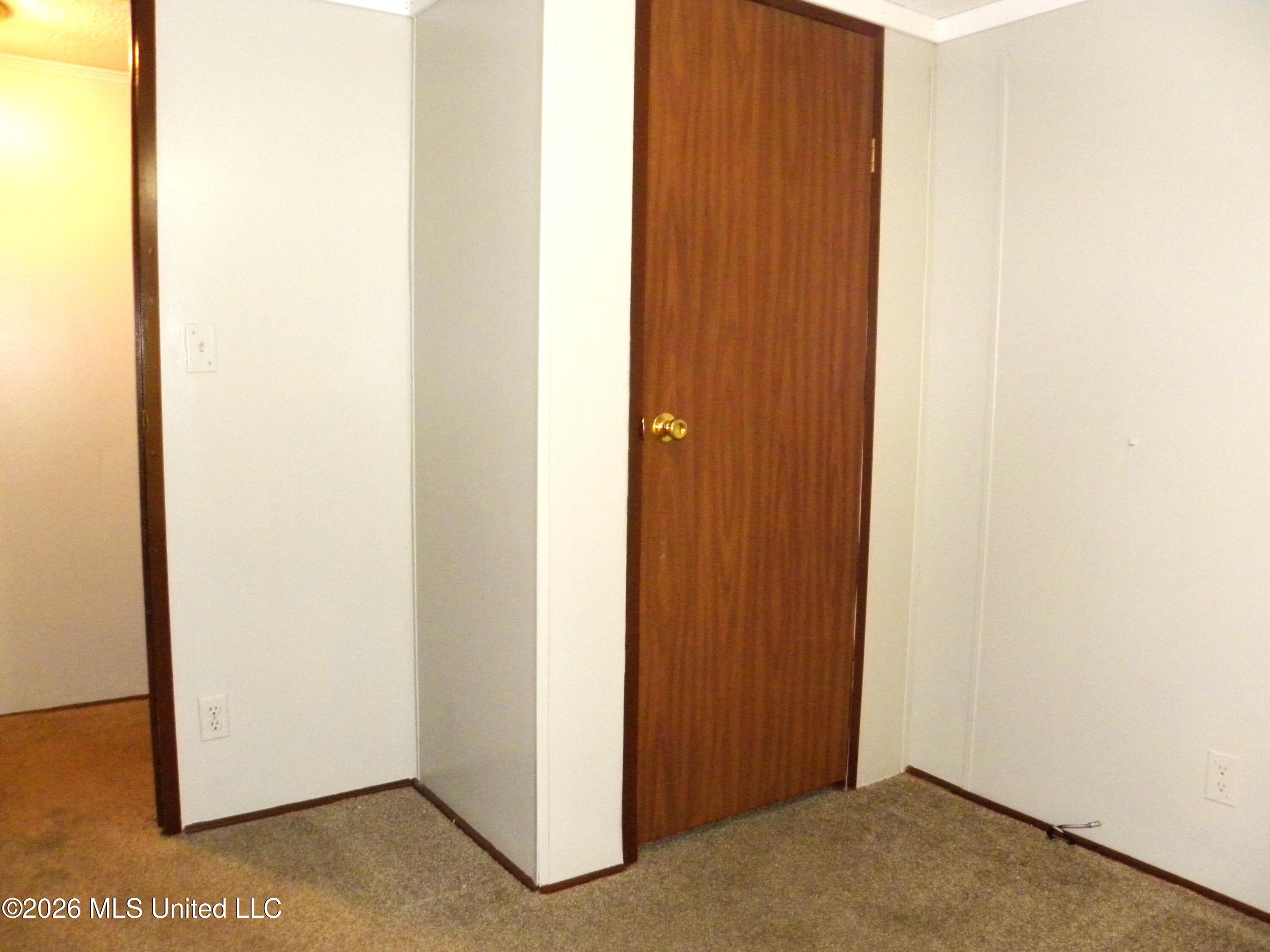 18265 Robin Oaks Drive Property Photo 25