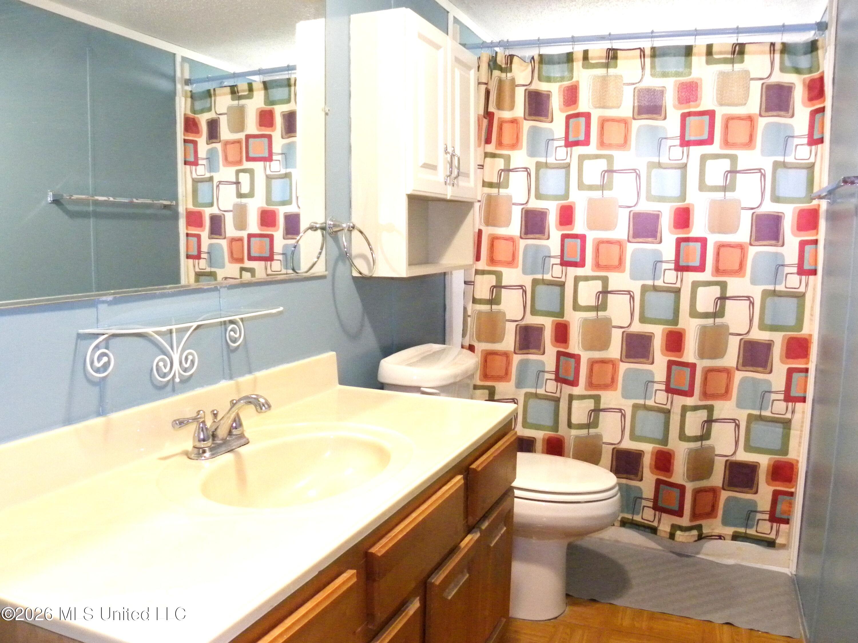 18265 Robin Oaks Drive Property Photo 26