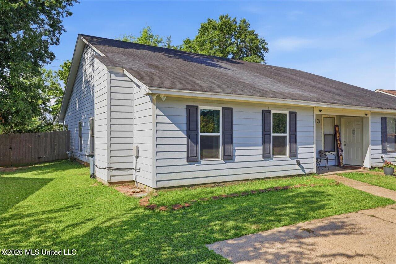 113 Meadowview Circle Property Photo 3