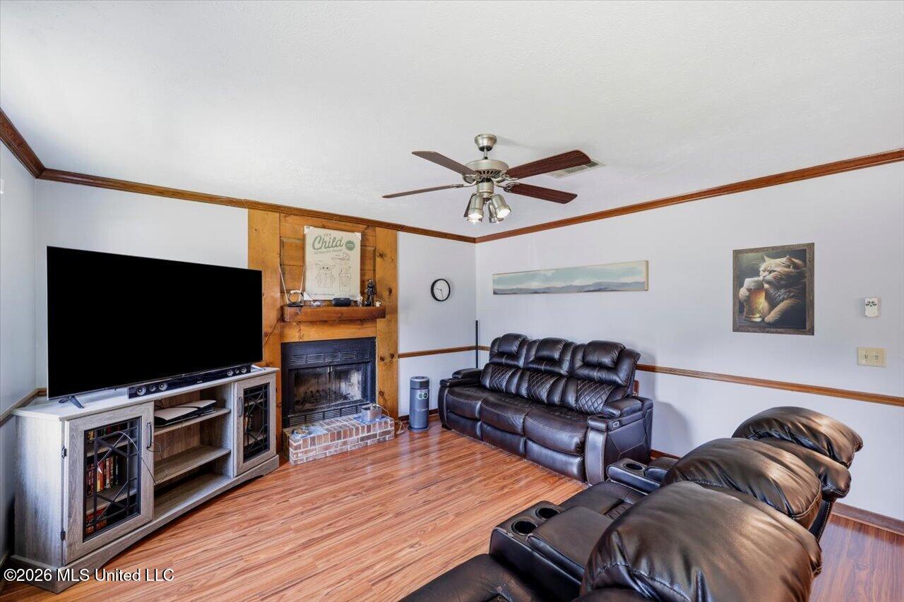 113 Meadowview Circle Property Photo 5