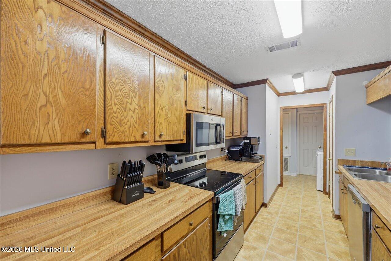 113 Meadowview Circle Property Photo 9